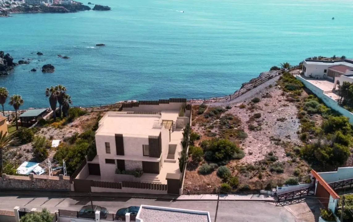 Luxury villa for sale by the sea in Cabo de Palos