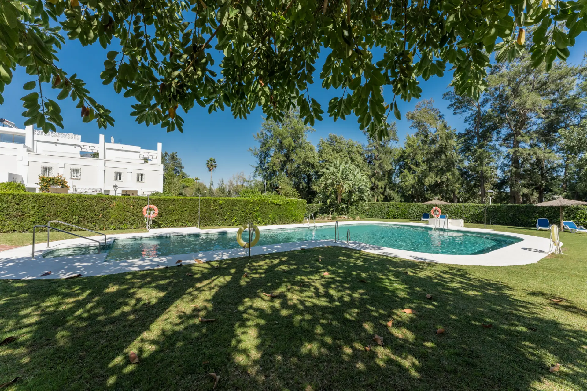 Ground Floor Apartment for sale in La Quinta, Benahavis