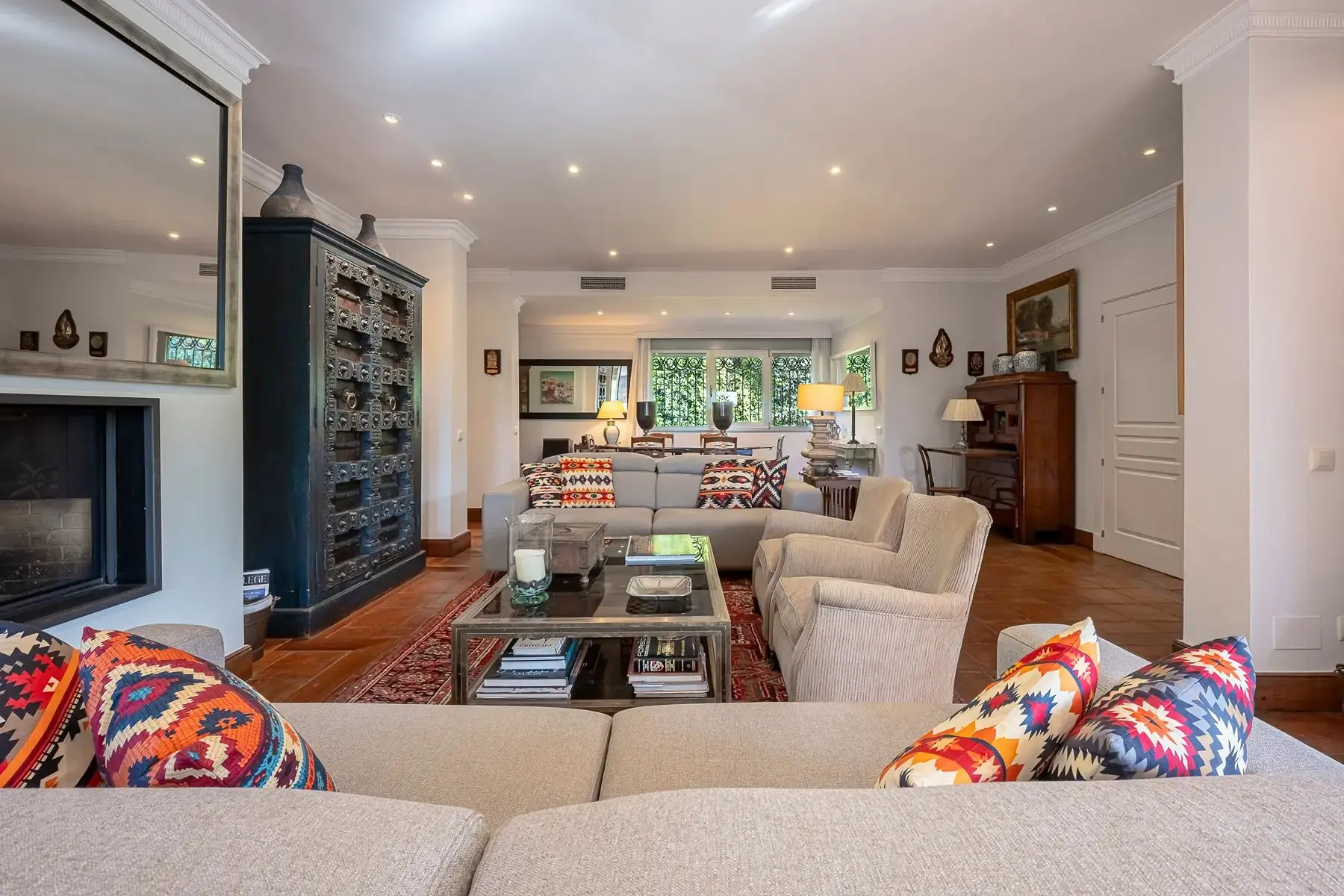 Villa te koop in Los Monteros Playa, Marbella Oost
