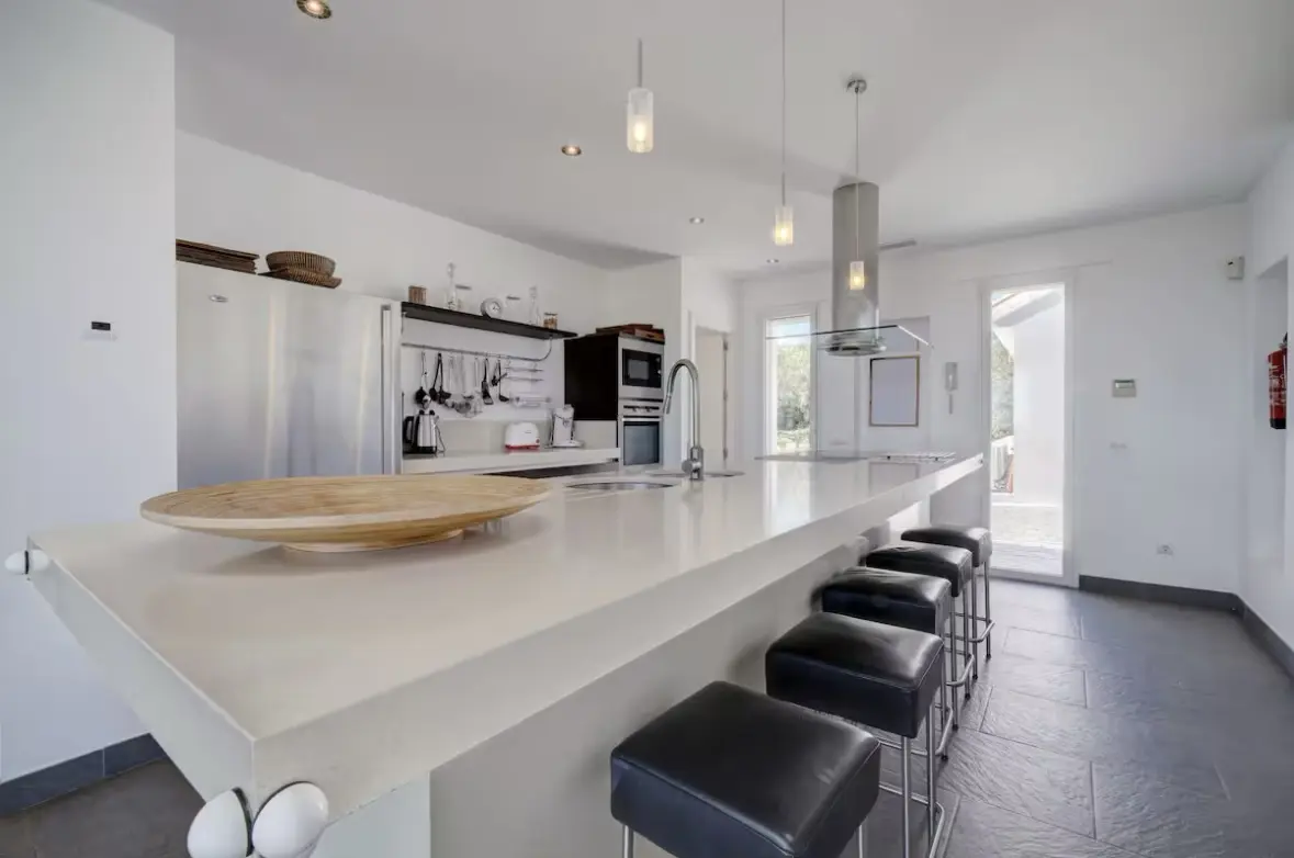 Villa en venta en Manilva
