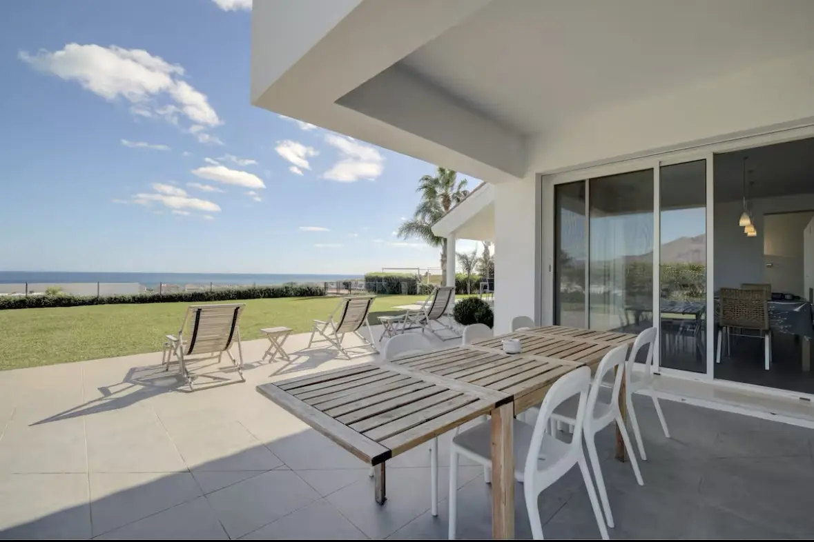Villa en venta en Manilva