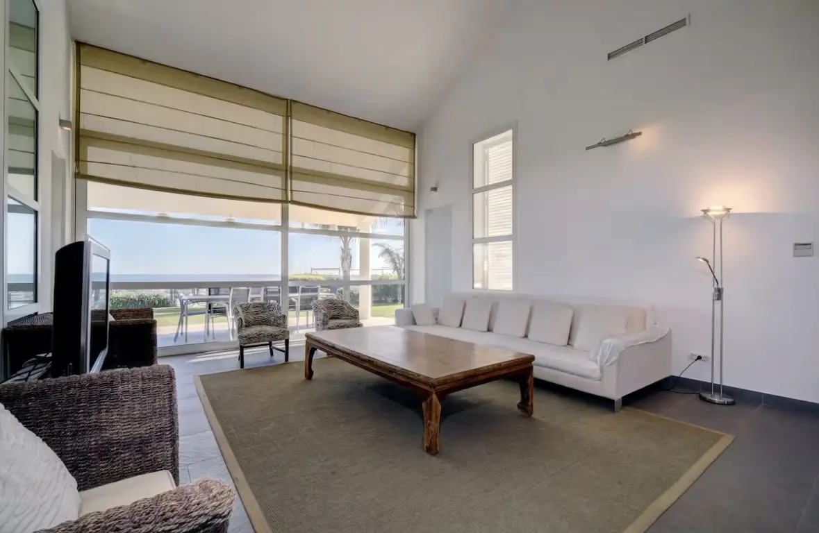 Villa en venta en Manilva