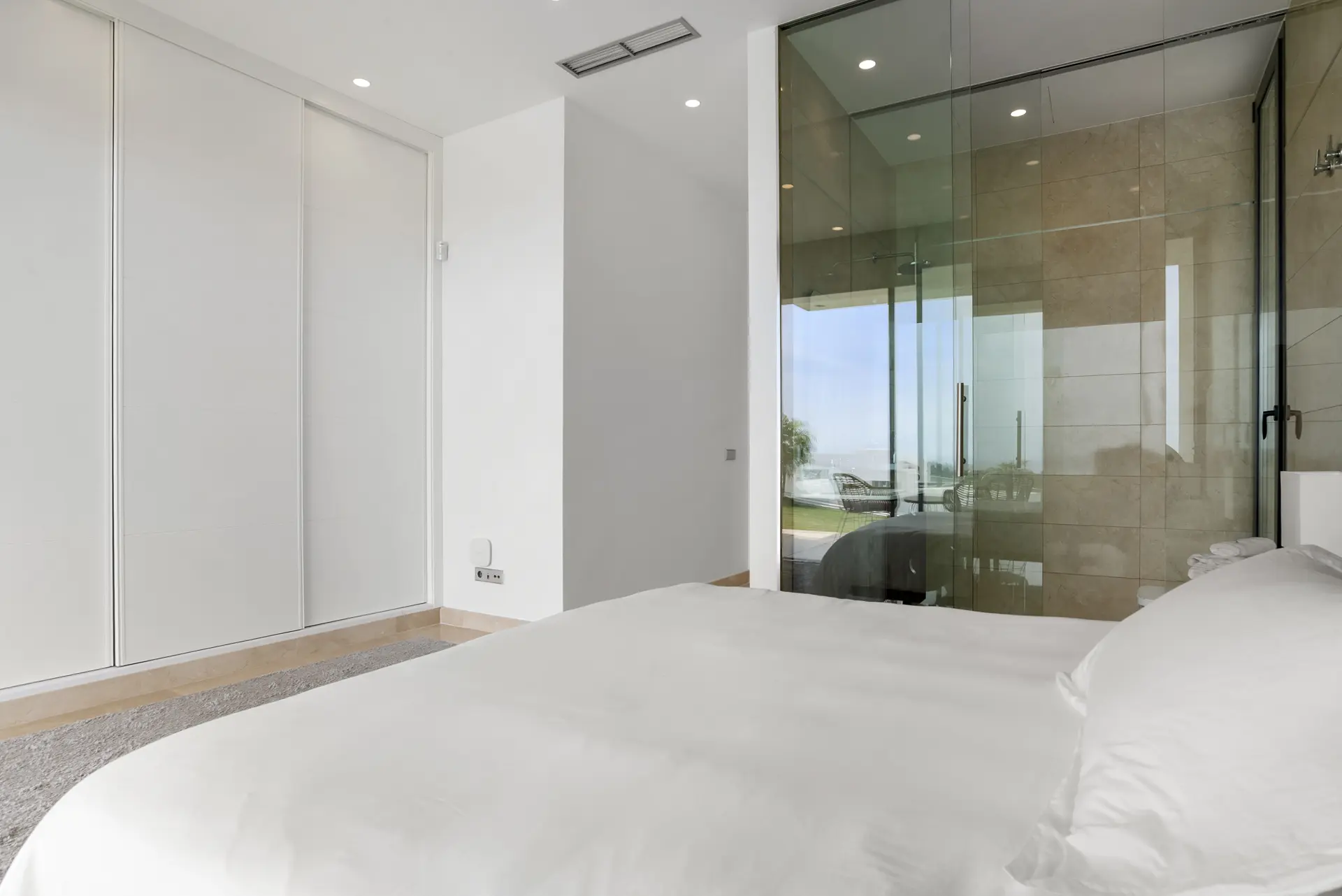 Villa en venta en La Alqueria, Benahavis