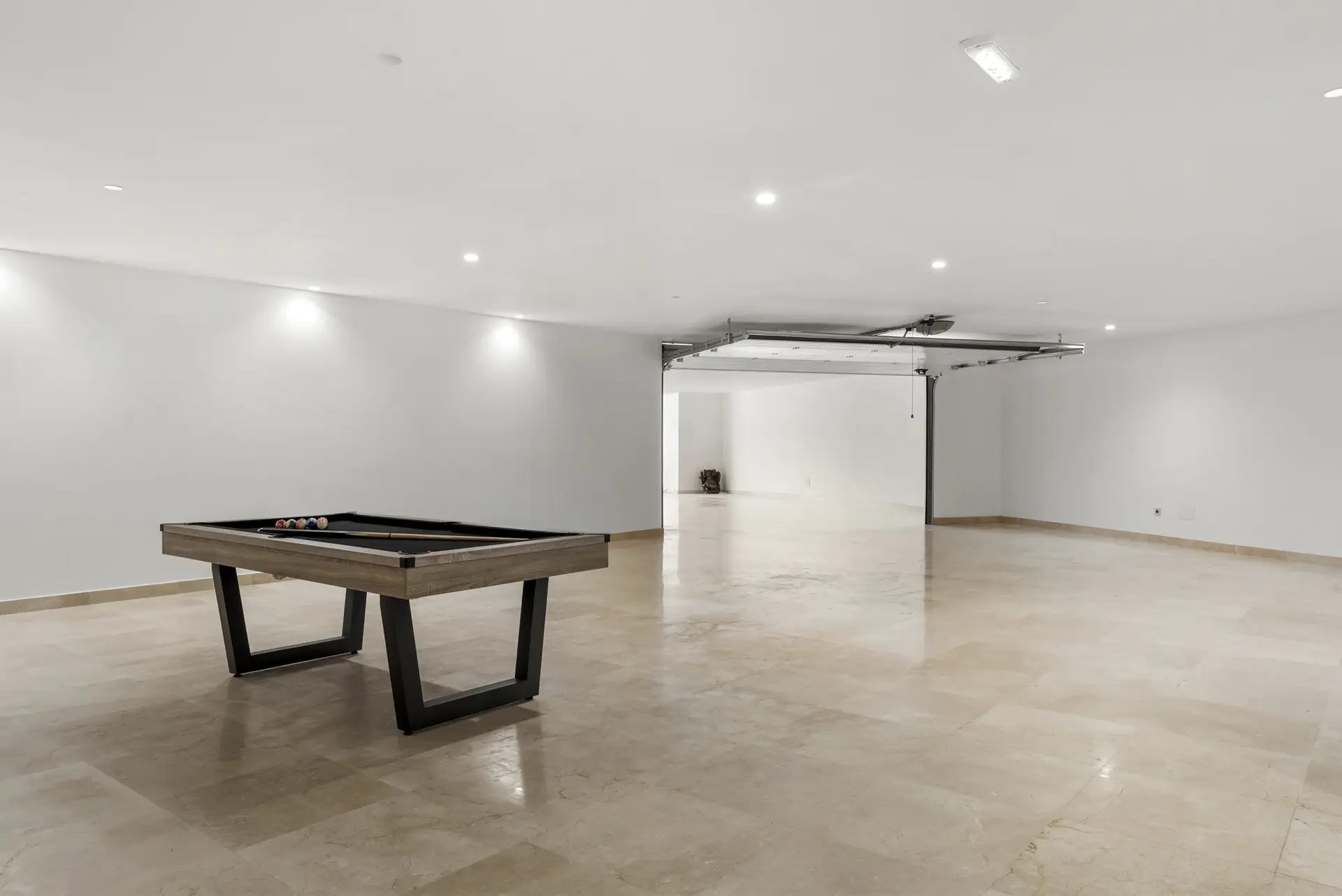 Villa en venta en La Alqueria, Benahavis