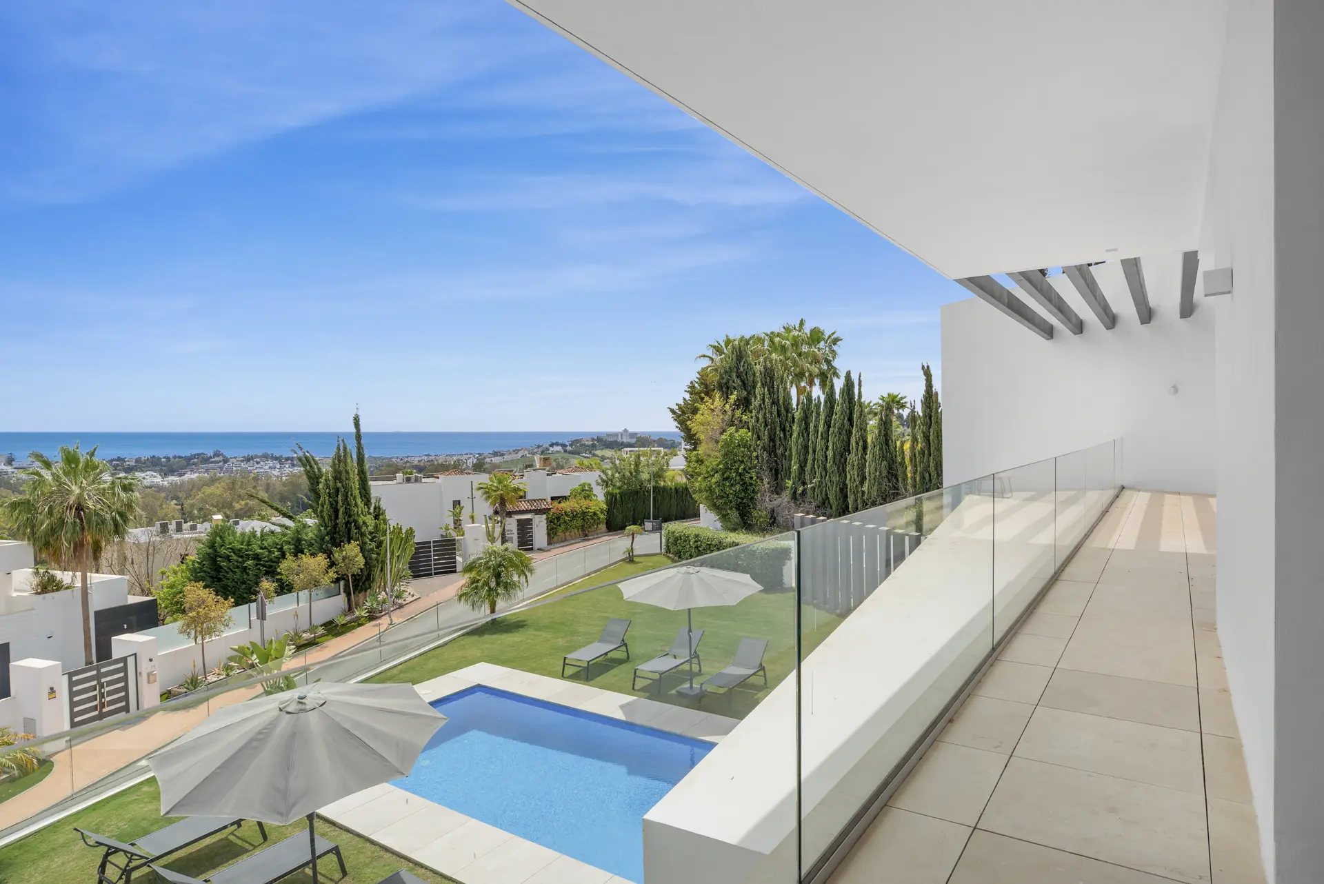 Villa en venta en La Alqueria, Benahavis