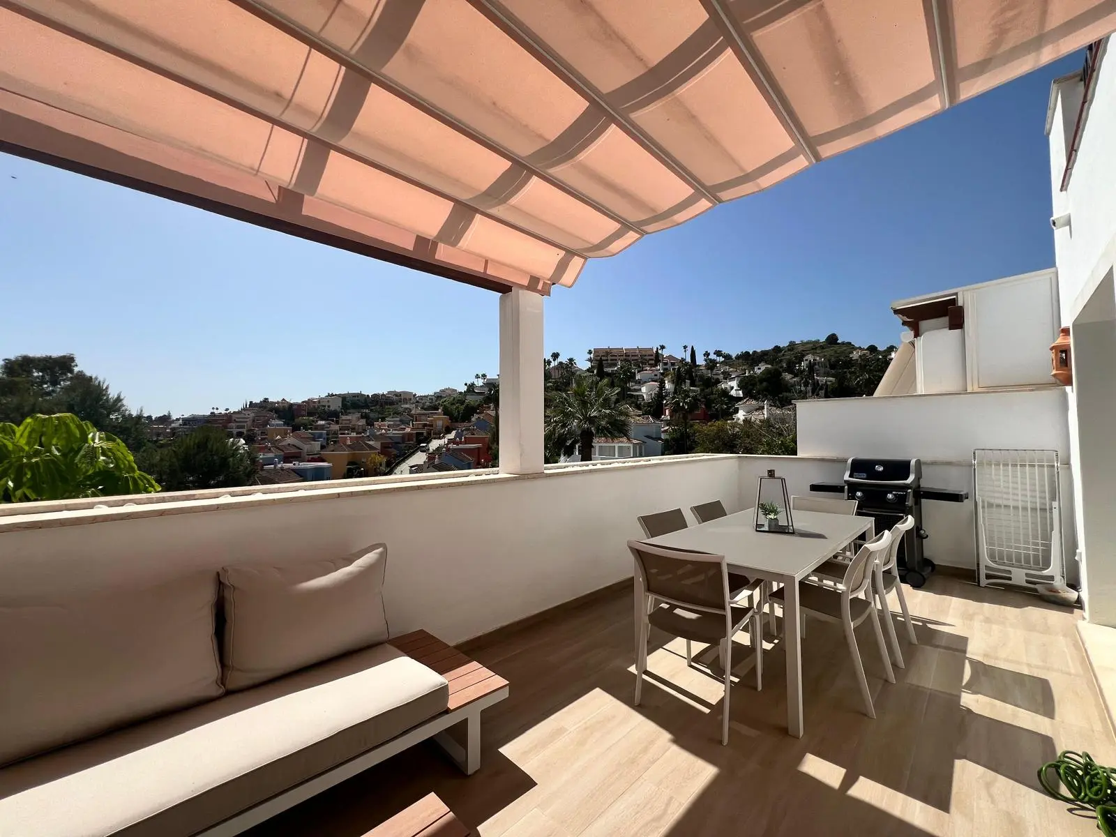 Duplex voor lange verhuur in Aloha Royal, Nueva Andalucia