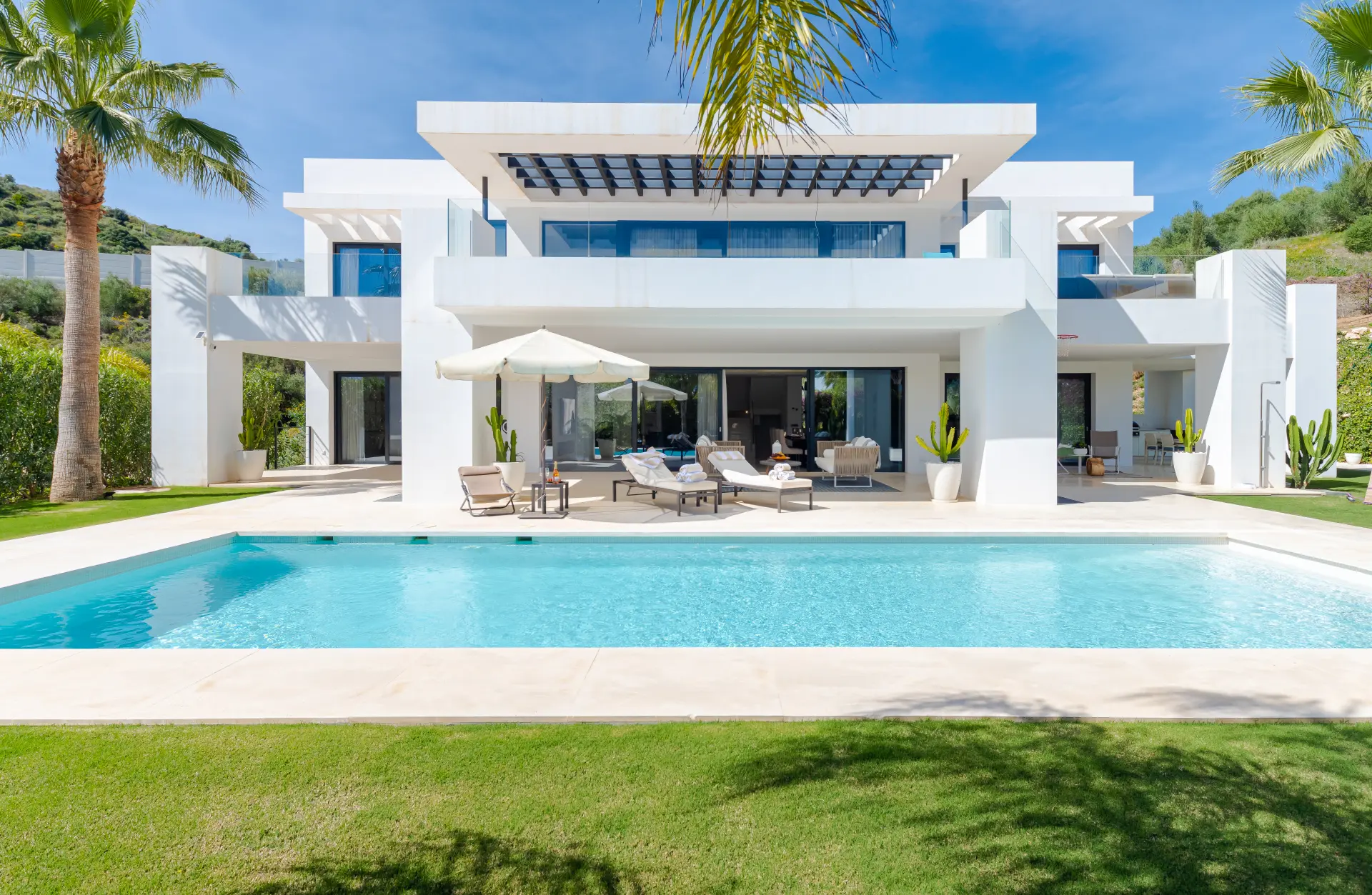 Villa till salu i Nueva Andalucia, Marbella