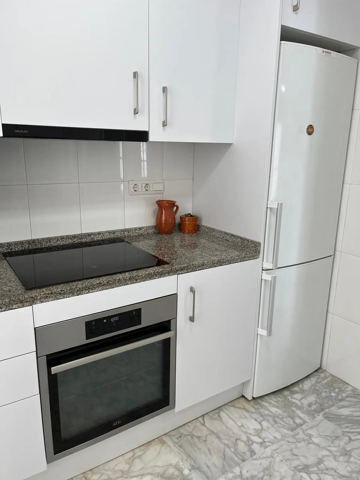 Luxury 2-Bedroom Apartment in Alcazaba, Puerto Banús – Walking Distance to the Beach & Marina