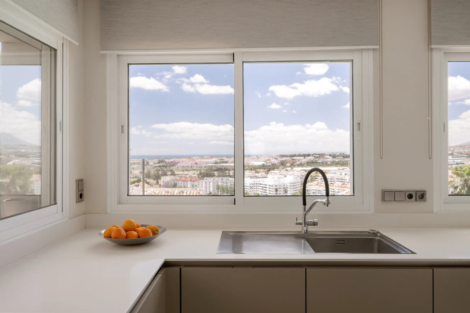 Villa voor korte verhuur in Nueva Andalucia, Marbella
