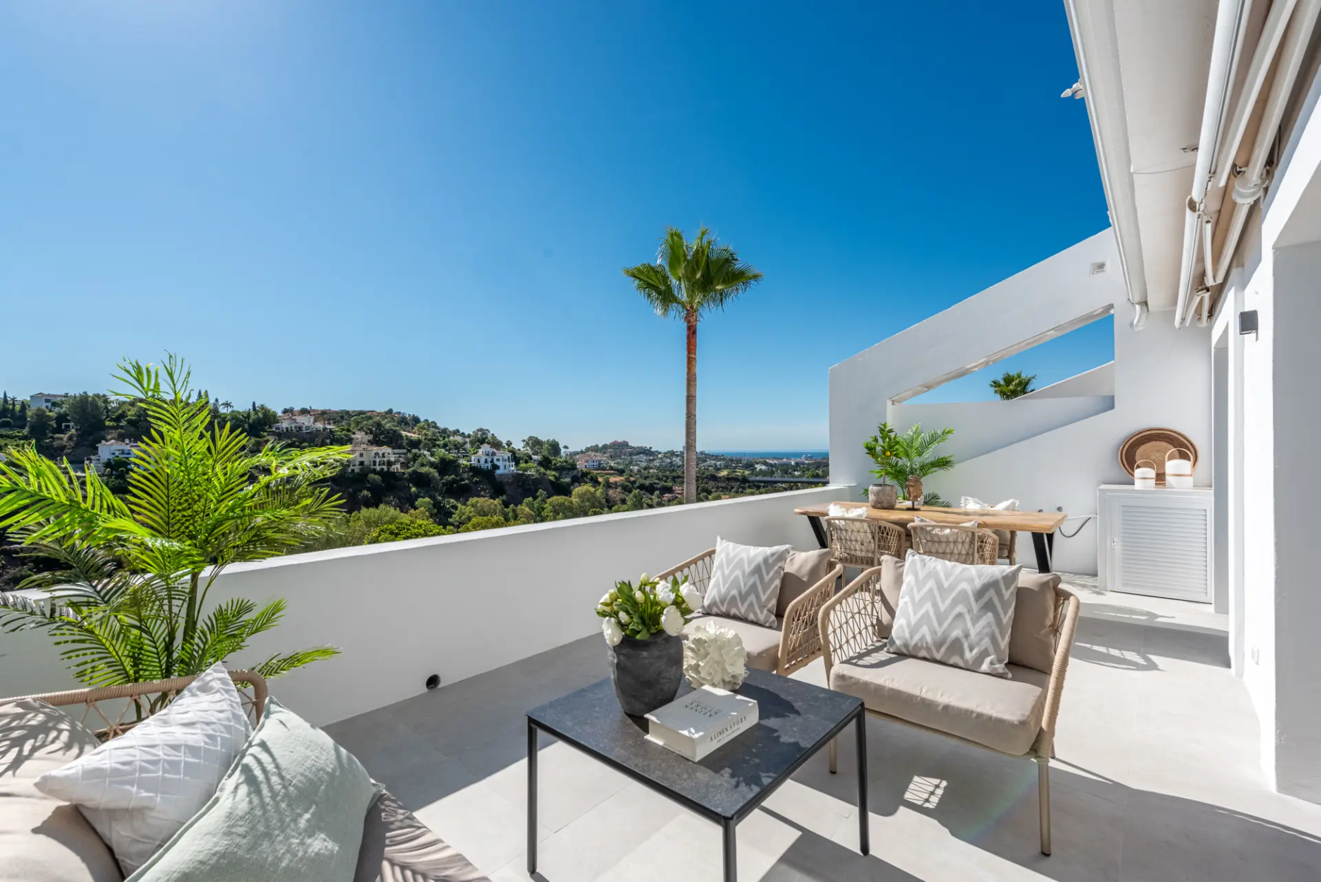 Lägenhet till salu i El Mirador, Marbella