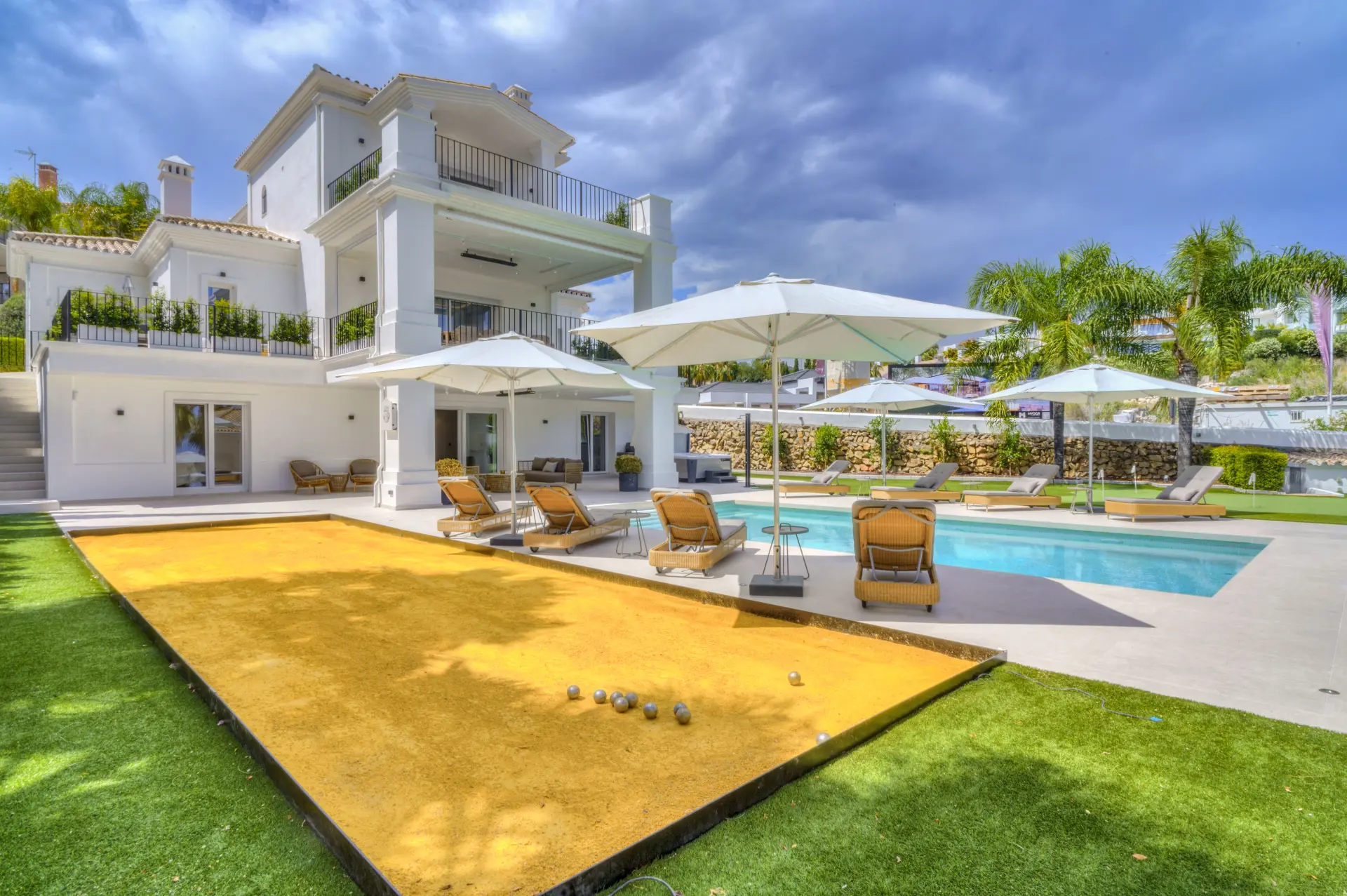 Villa voor korte verhuur in Nueva Andalucia, Marbella