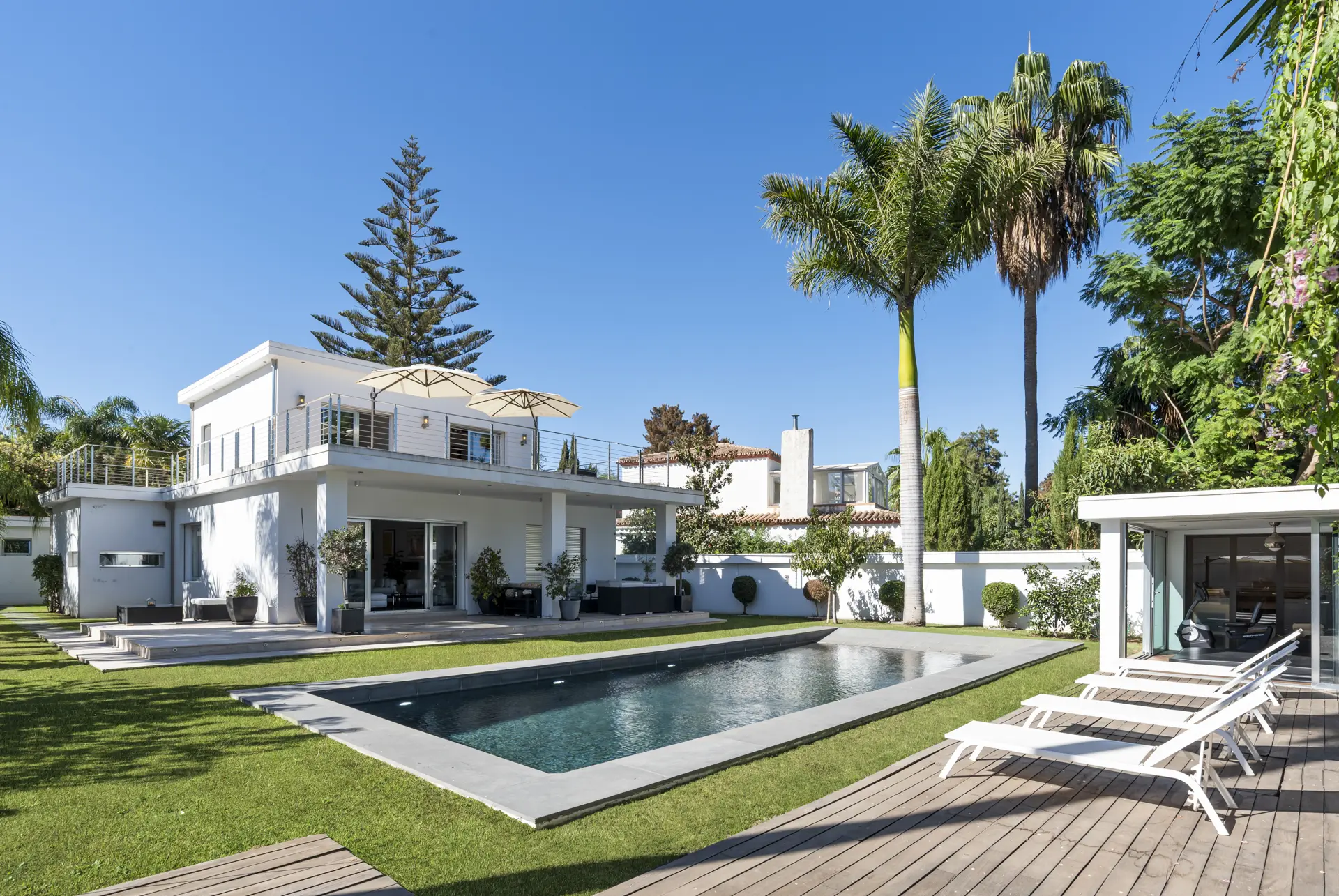 Villa till salu i Nueva Andalucia, Marbella