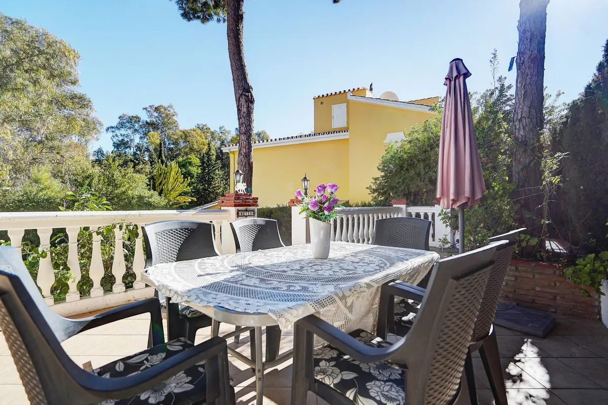 Villa for sale in Calahonda, Mijas Costa