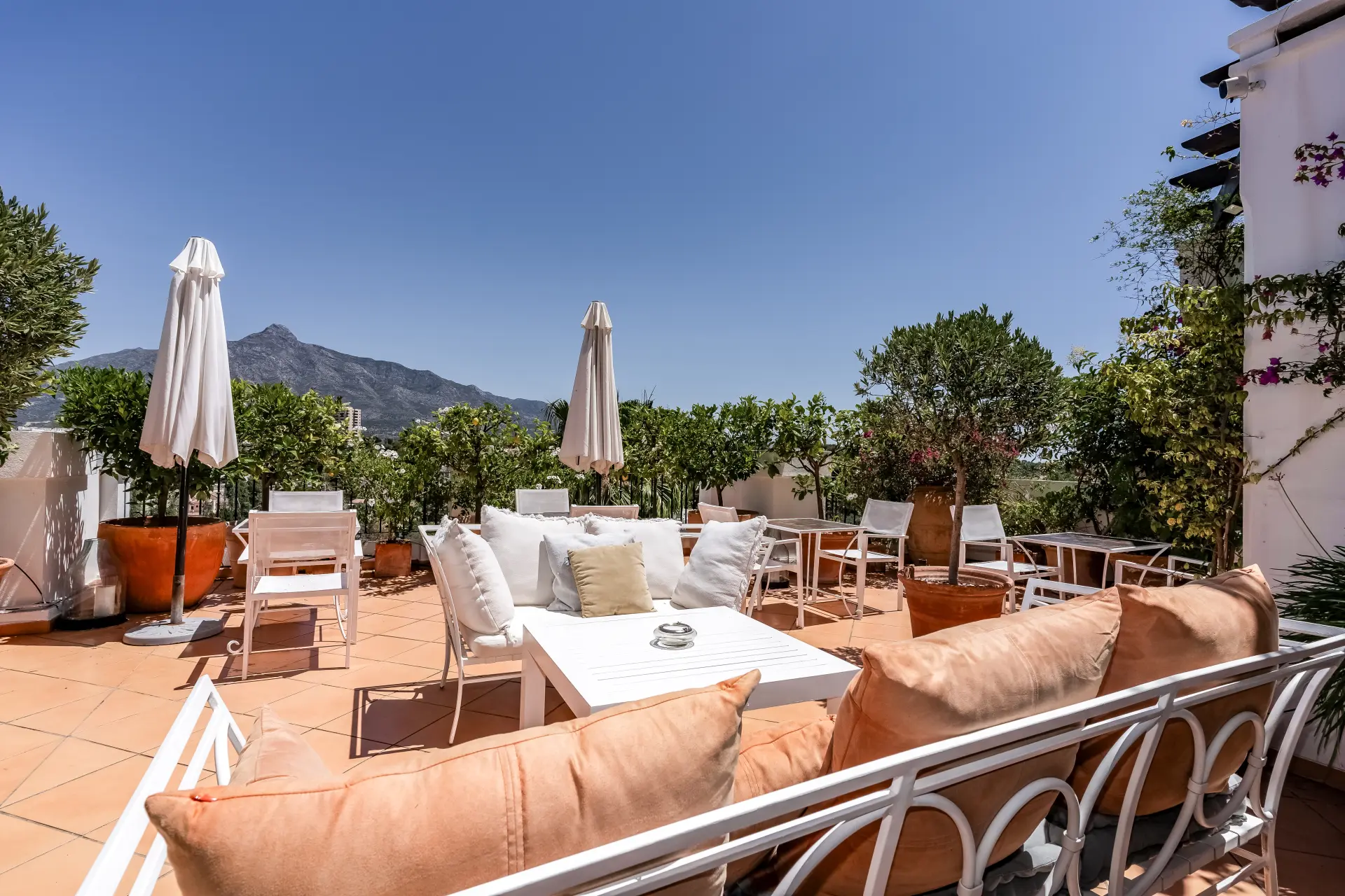Penthouse te koop in Nueva Andalucia, Marbella