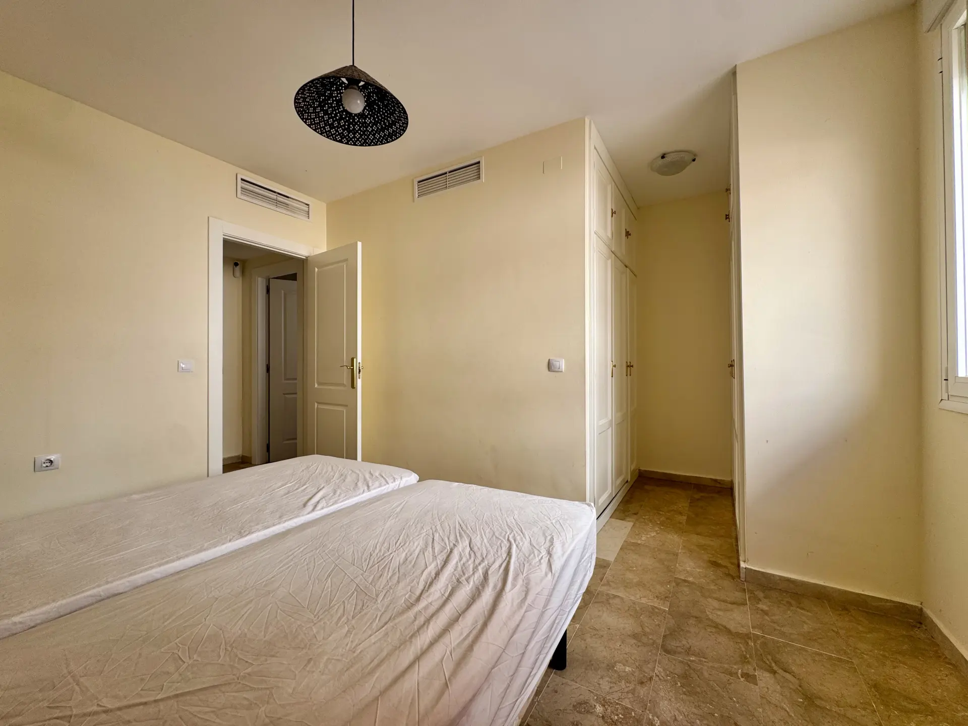 Duplex te koop in La Duquesa, Manilva