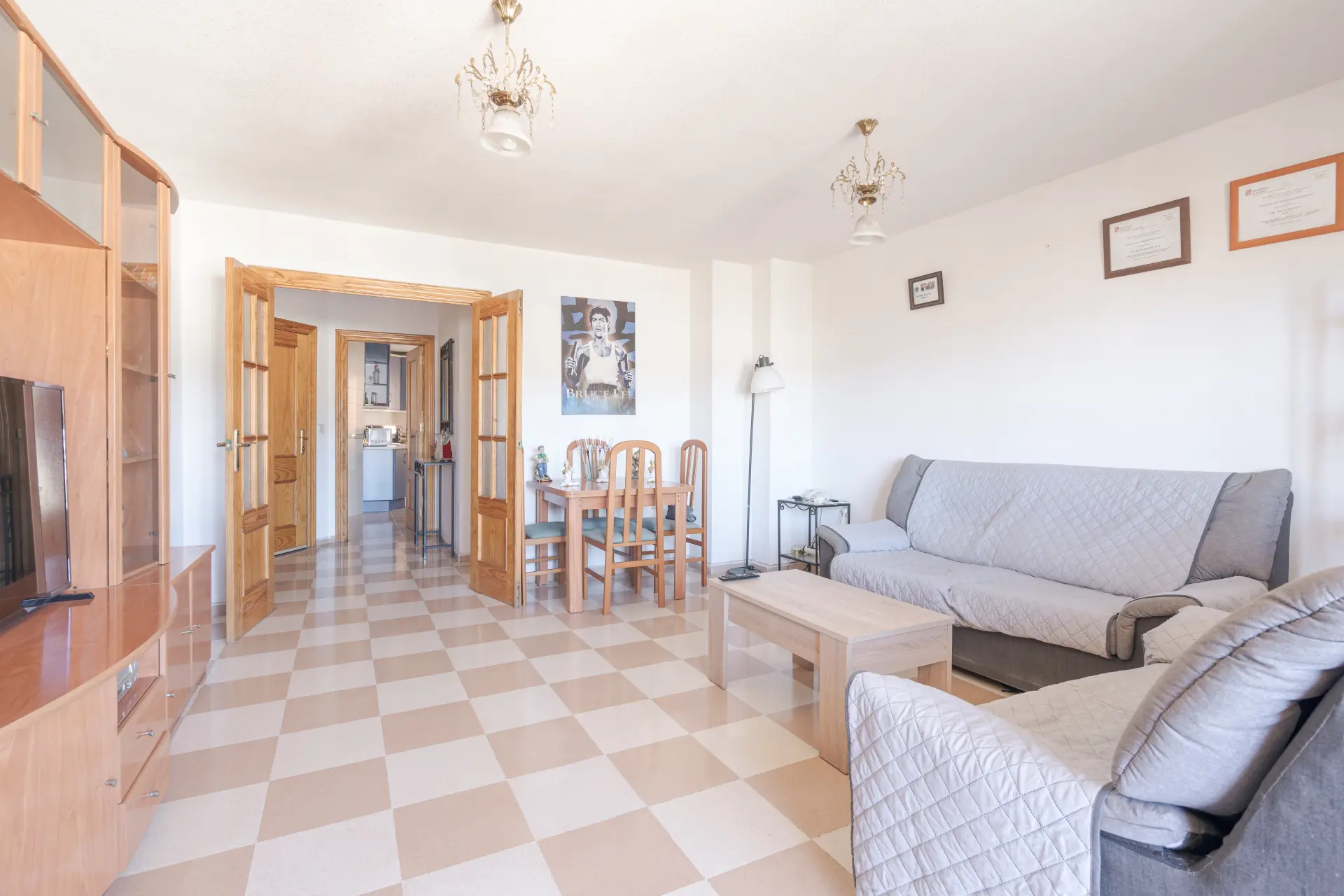 4-bedroom apartment with open views – La Lobilla, Estepona