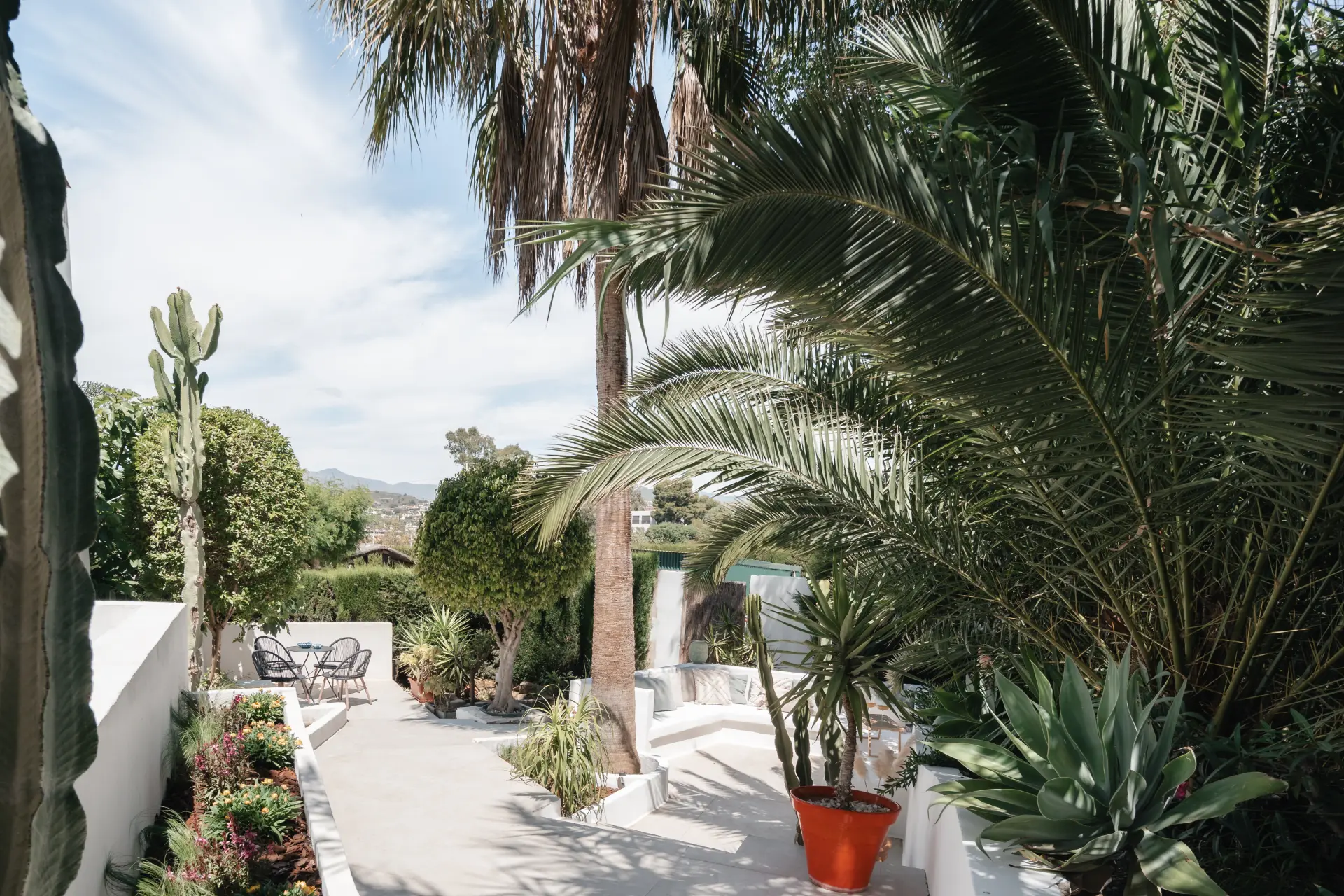 Half Vrijstaande woning te koop in Señorío de Cortés, Estepona Oost