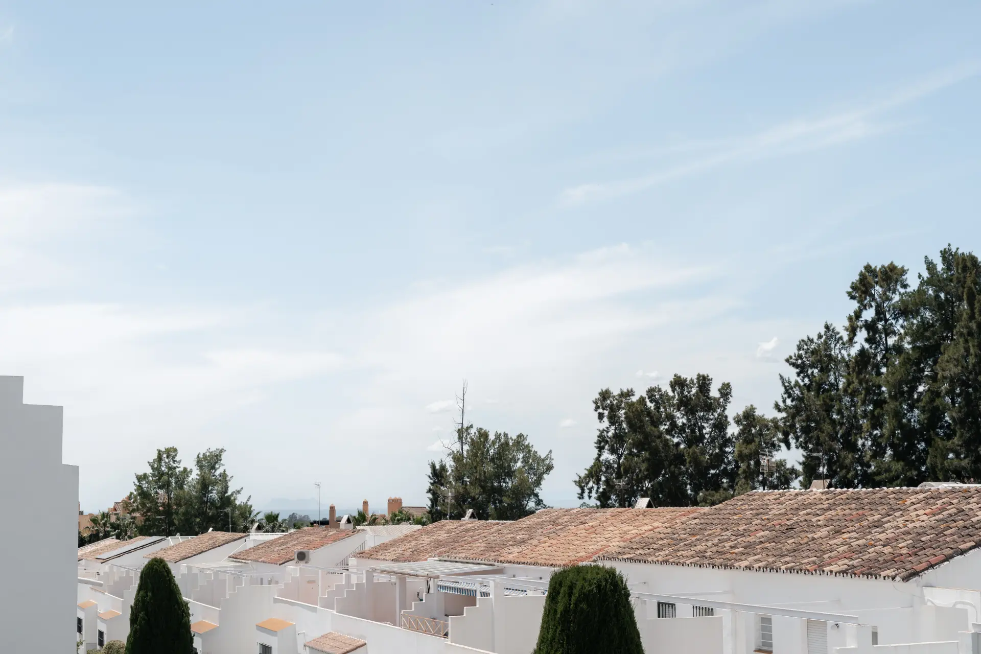 Half Vrijstaande woning te koop in Señorío de Cortés, Estepona Oost