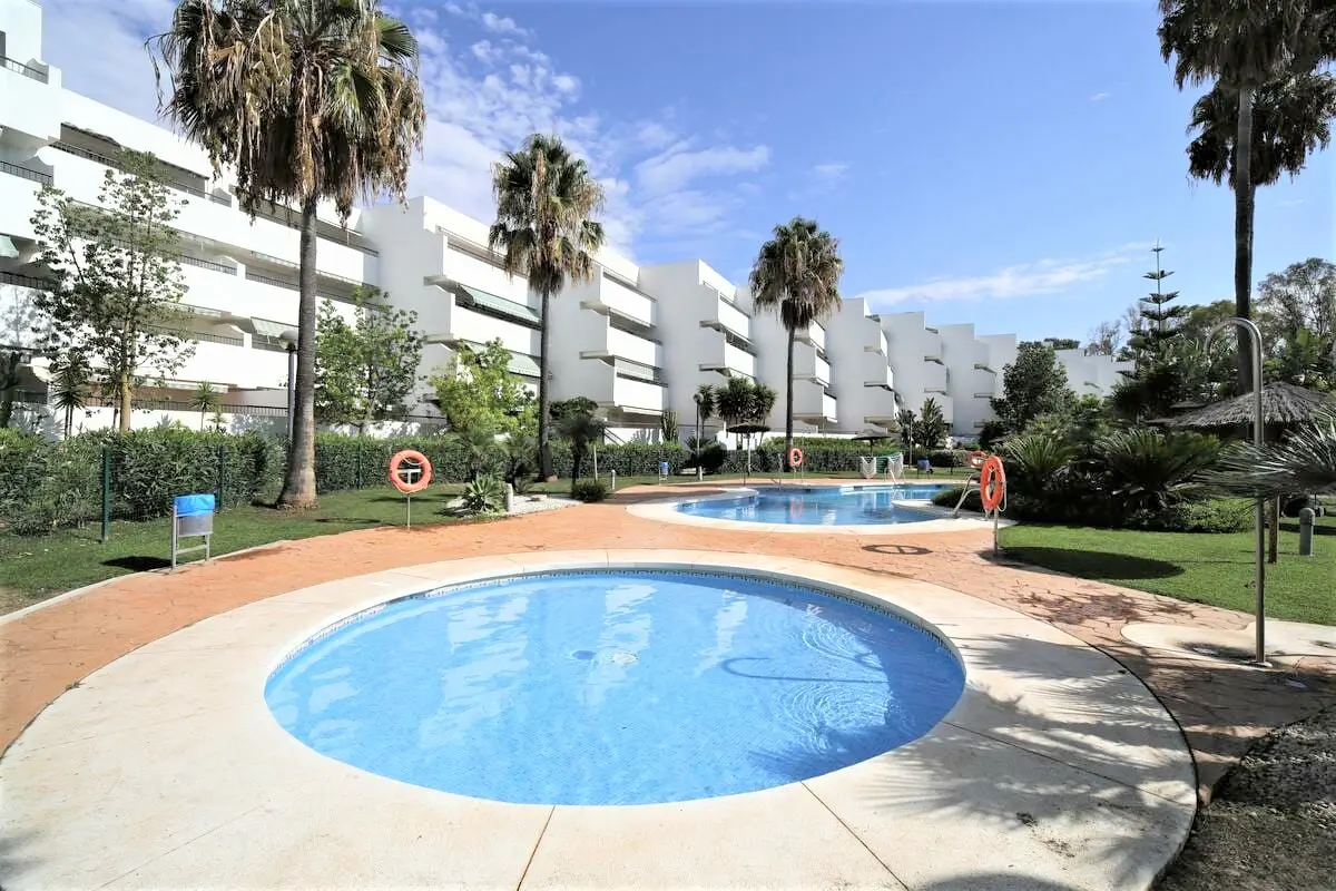 Tvåvånings takvåning till salu i Guadalmina Baja, San Pedro de Alcantara