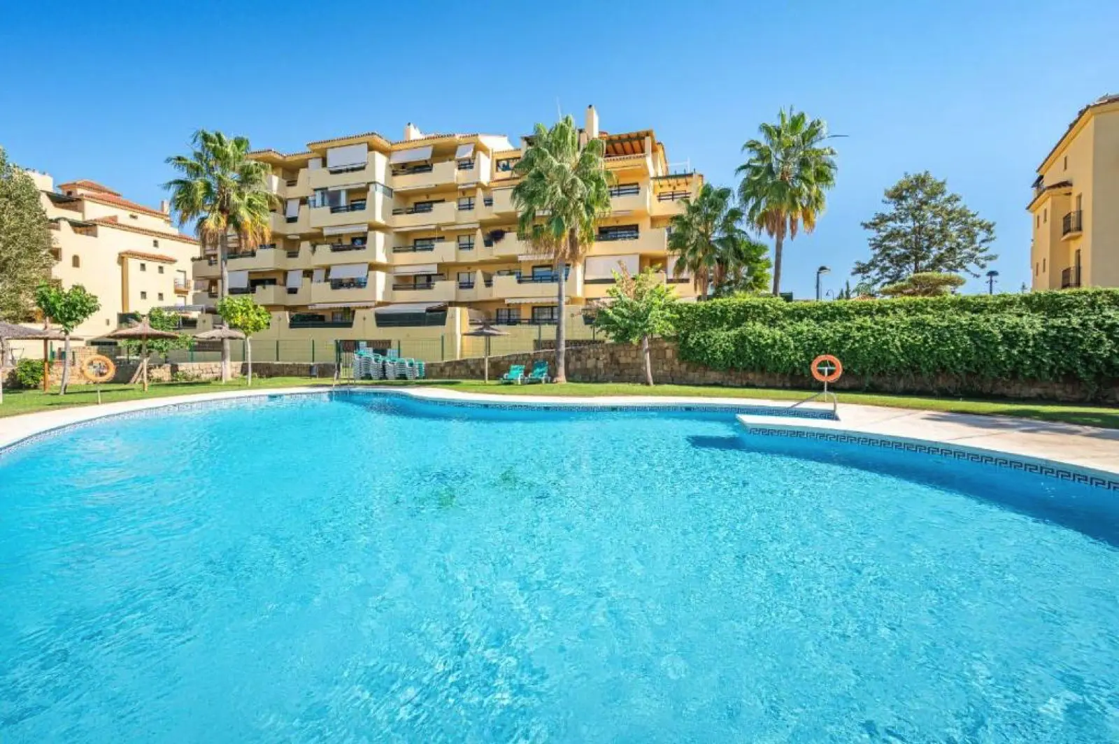 Lejlighed i stueetagen til salg i La Resina Golf, Estepona East