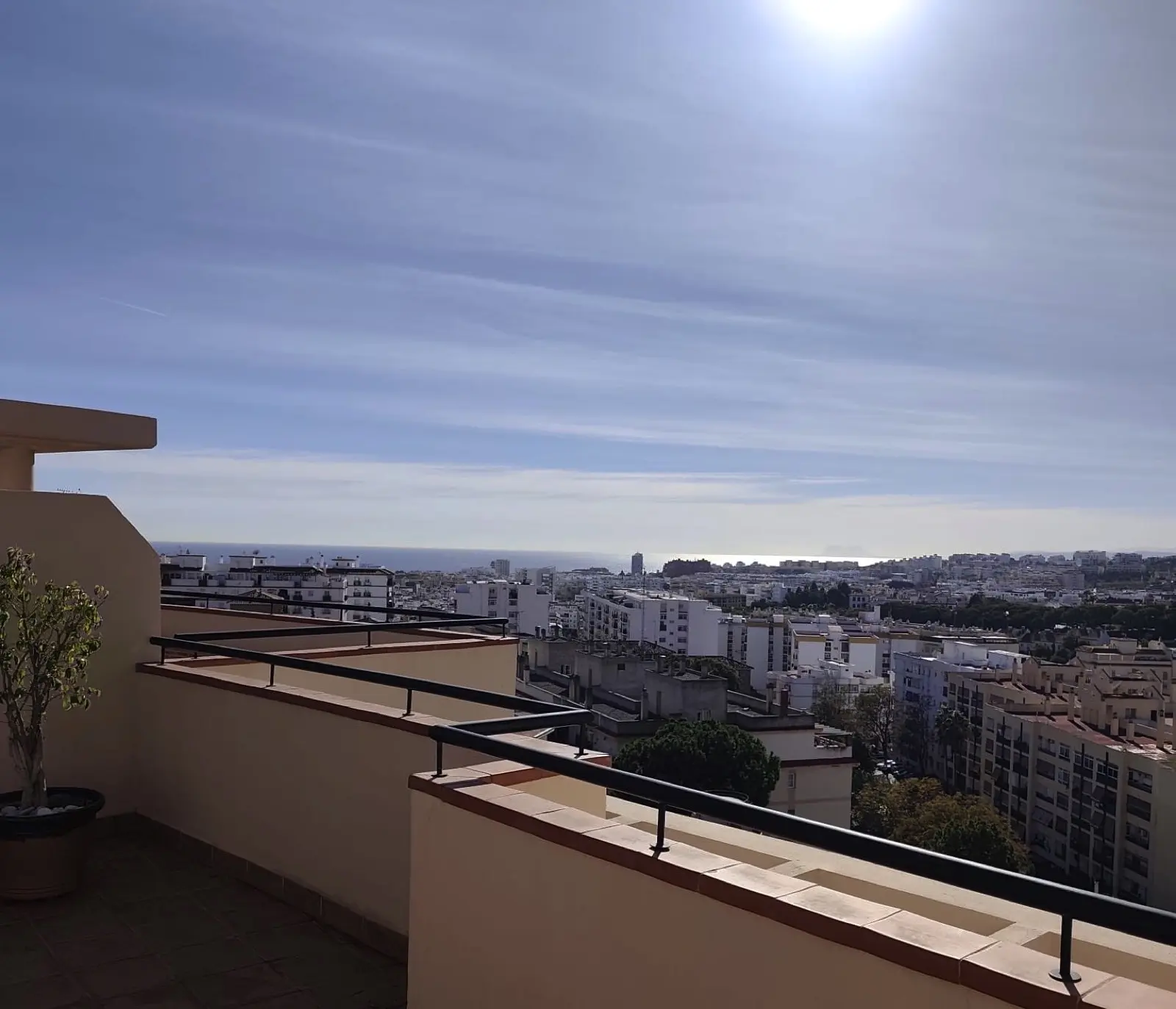 Beautiful 2-Bedroom Penthouse with Stunning Sea and City Views