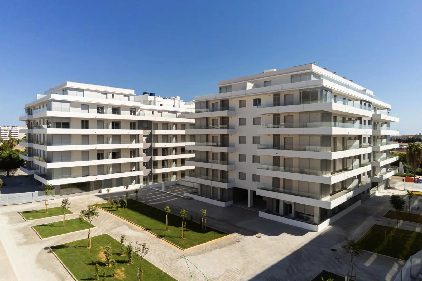 Exclusivo Apartamento con Piscina Infinita de Cloración Salina, Gimnasio y Lobby Gastronómico en Jardines de Guadaiza