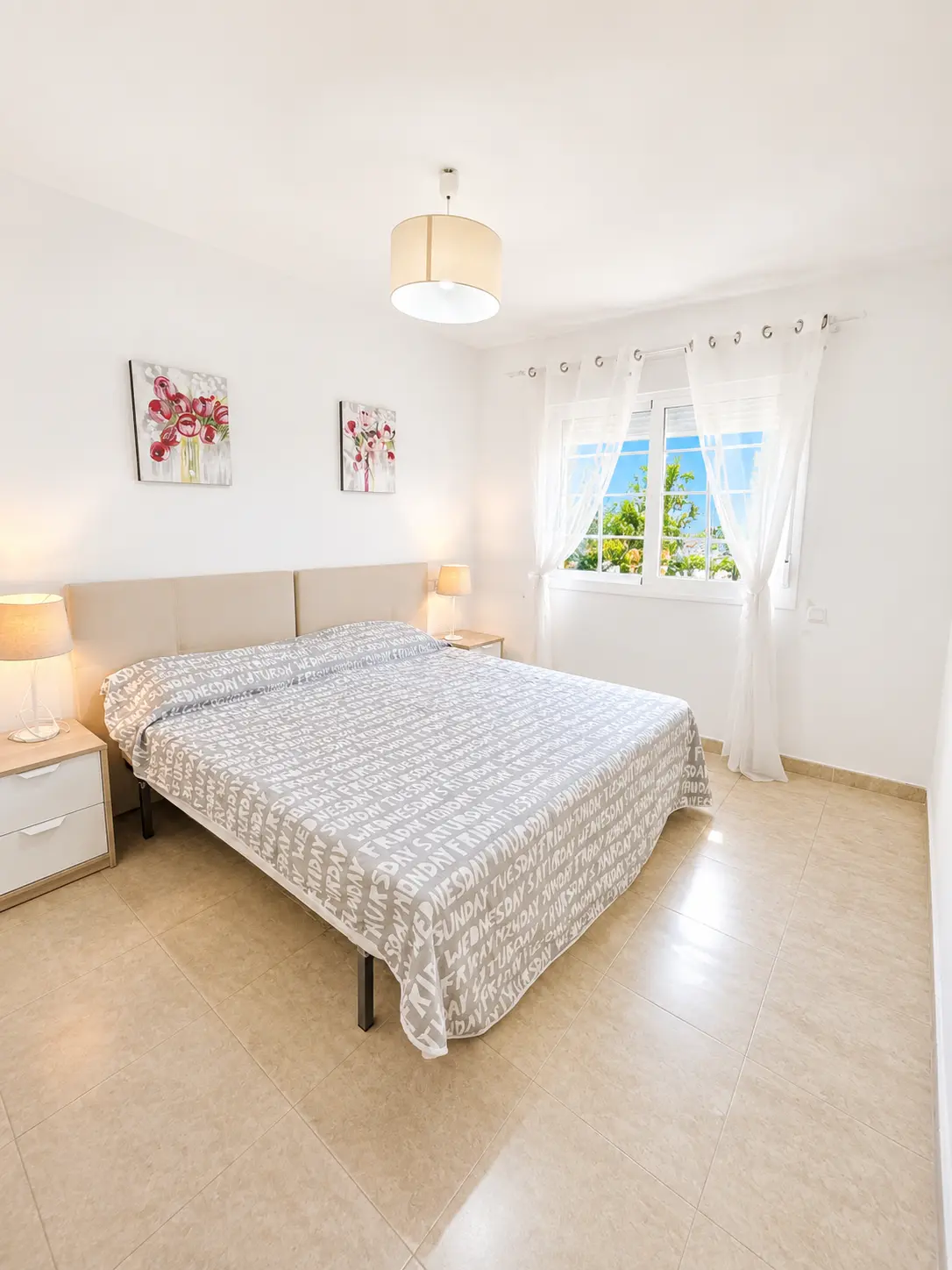 Apartment for sale in Estepona with park views