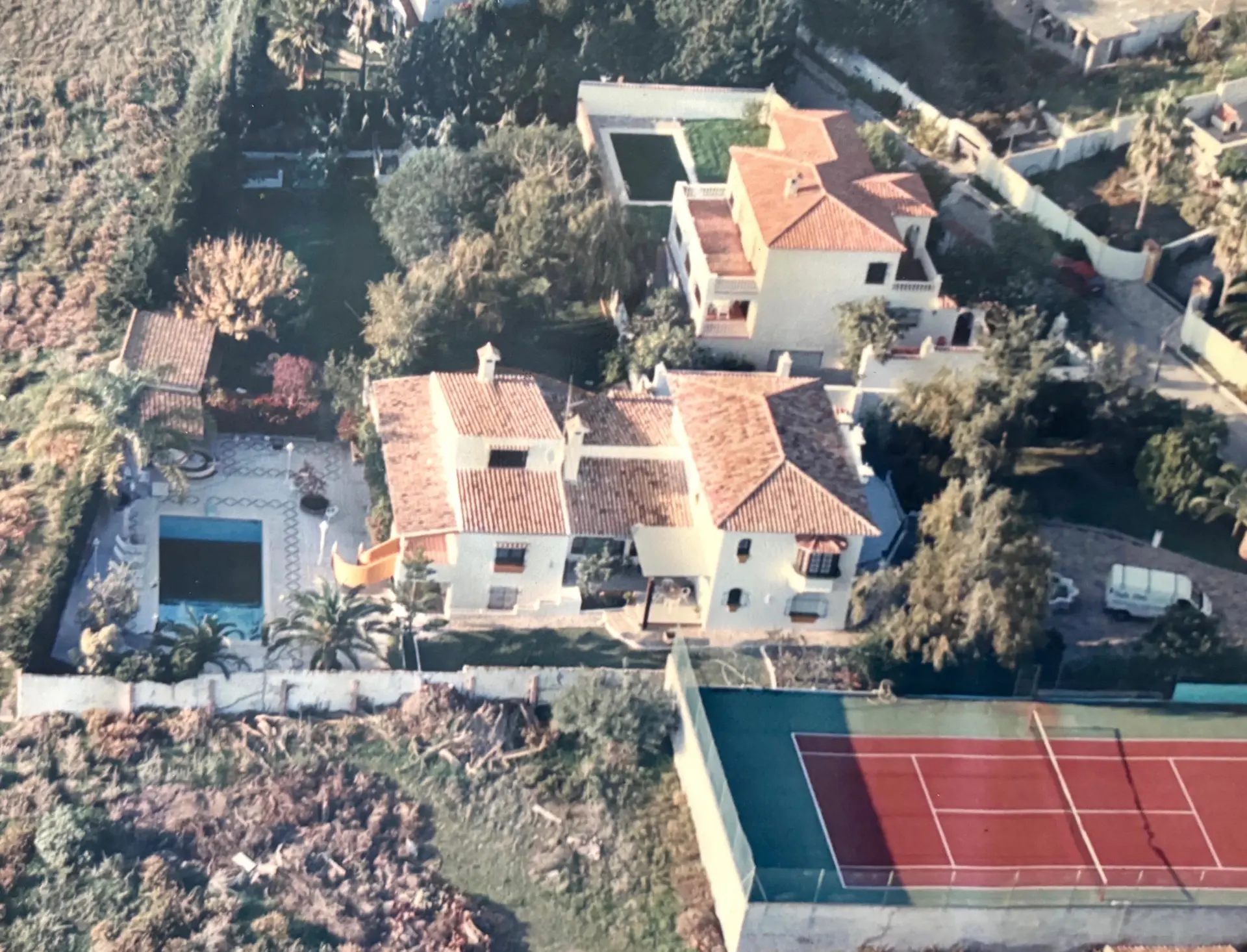 Villa til salg i Don Pedro, Estepona West