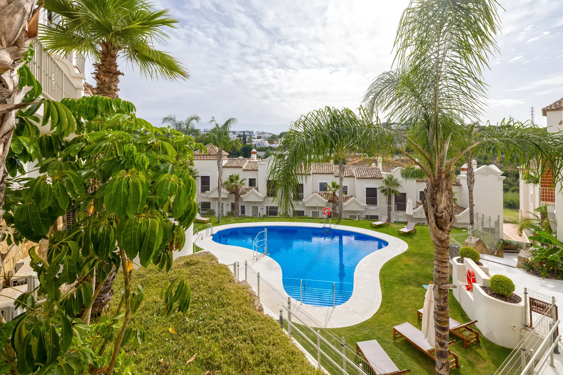 3 Bedroom Townhouses in Estepona – Ready to move in