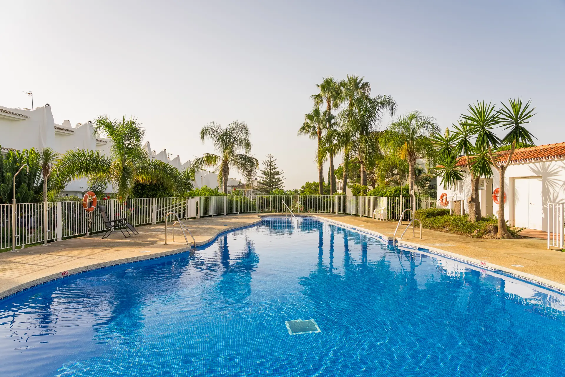 Duplex na wynajem w Calahonda Playa, Mijas Costa