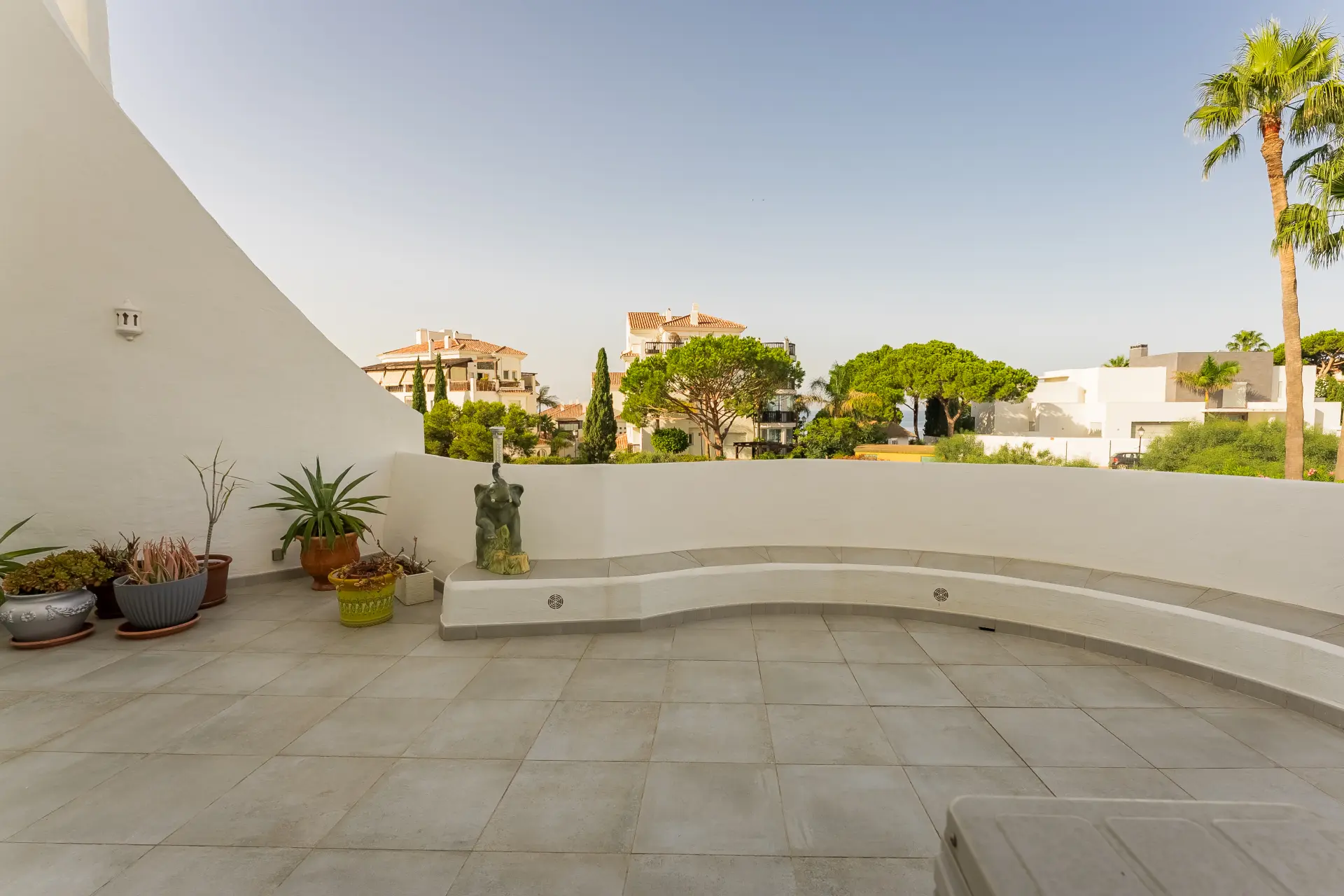 Duplex na wynajem w Calahonda Playa, Mijas Costa