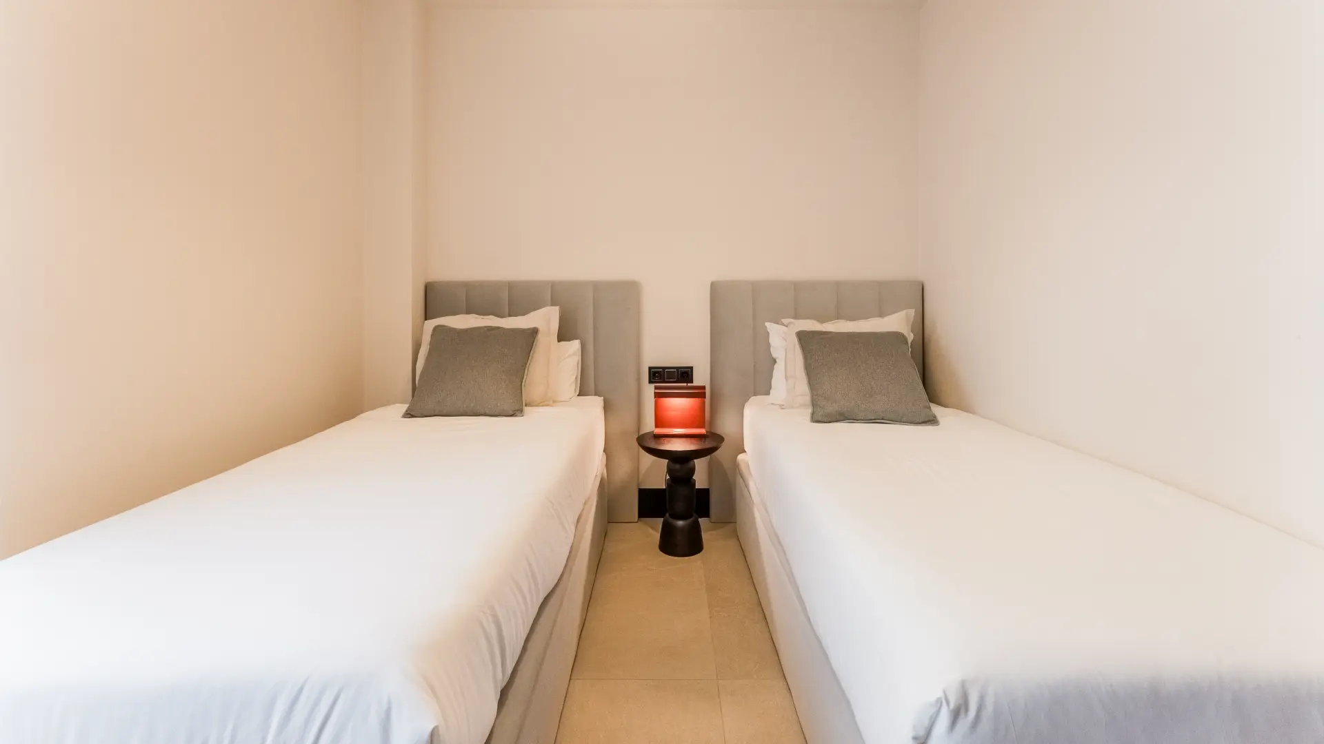 Apartament na wynajem w Marbella Lake, Nueva Andalucia