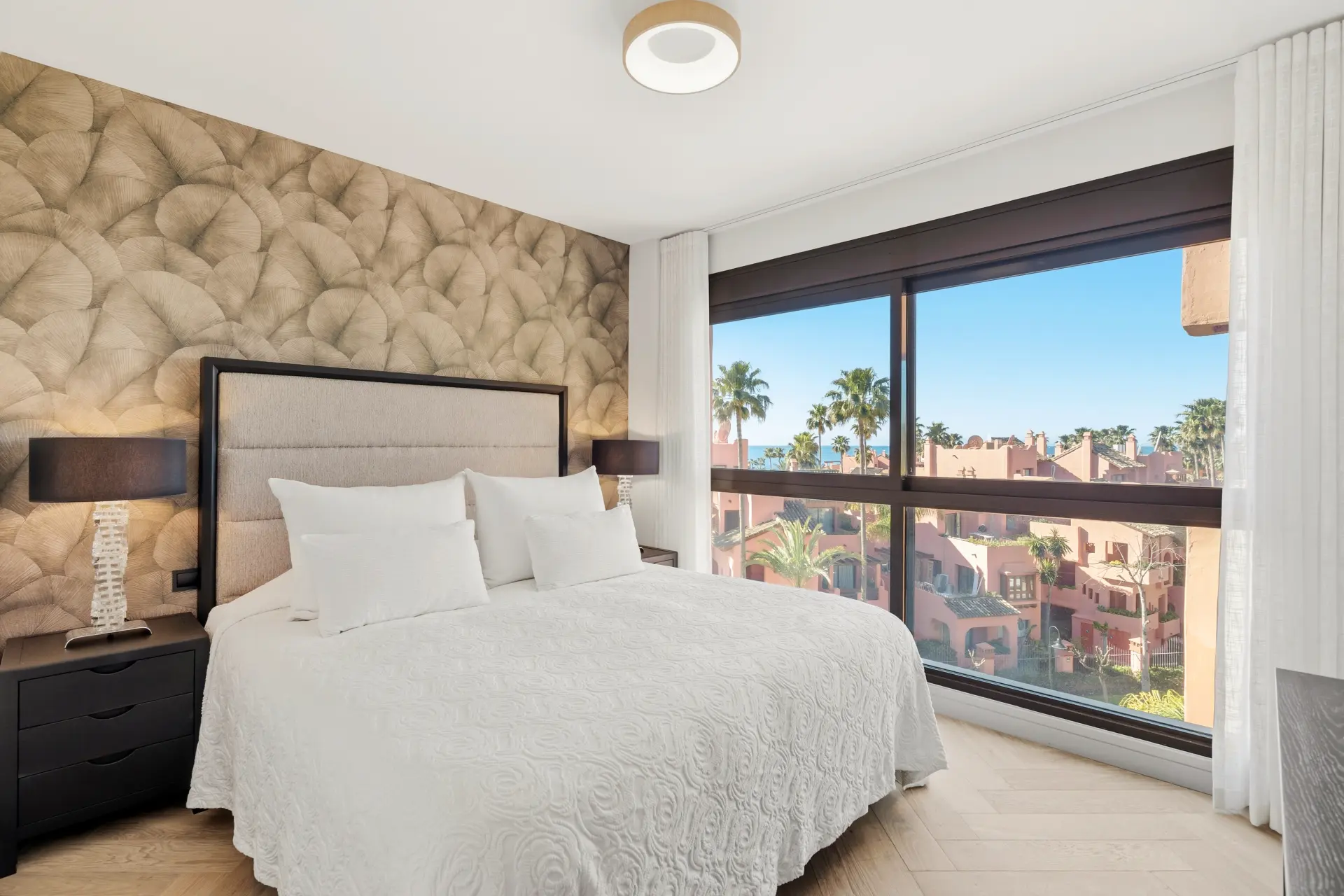 Duplex Penthouse na sprzedaż w Beach Side New Golden Mile, Estepona Wschodnia