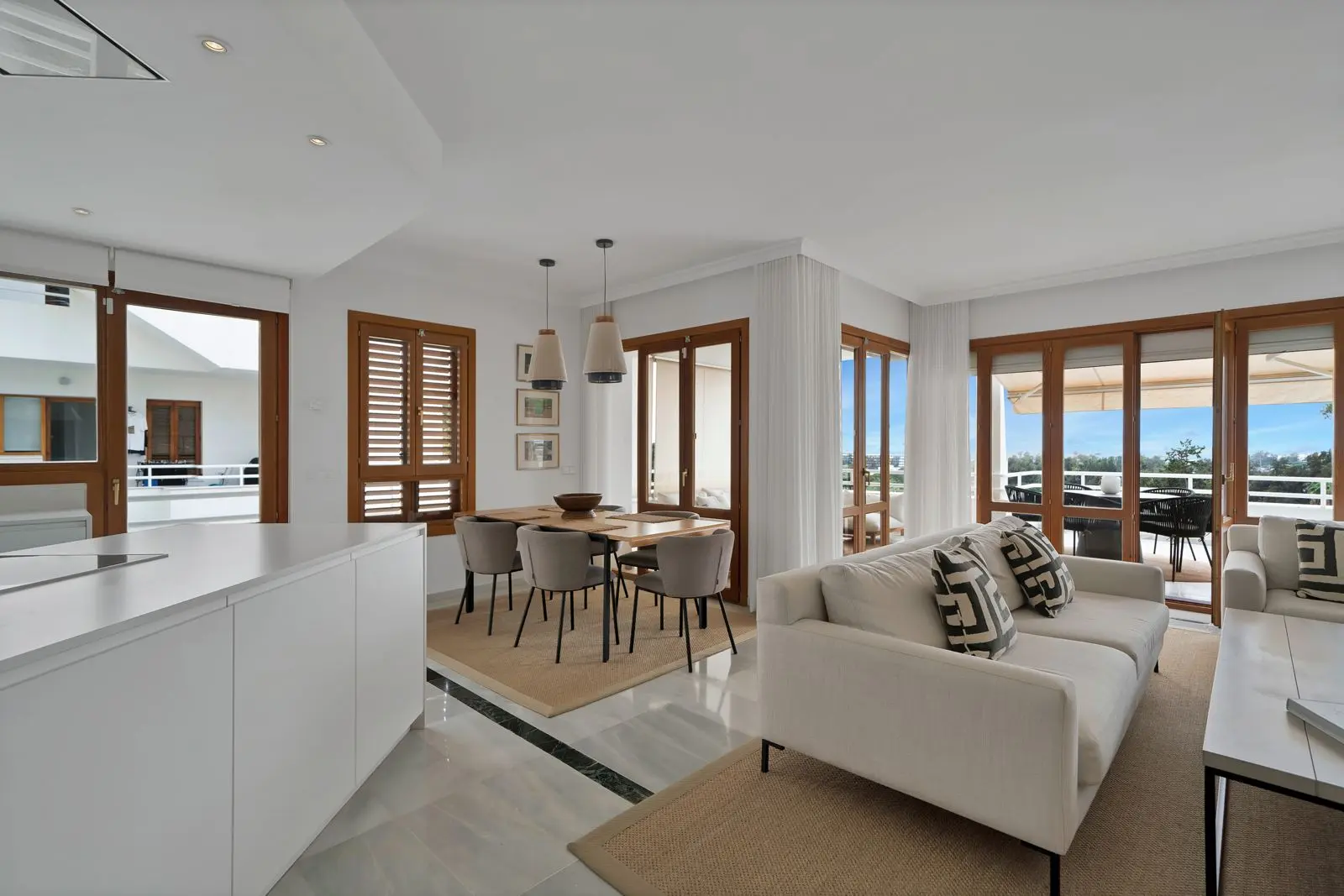 Apartament na sprzedaż w Nueva Andalucia, Marbella