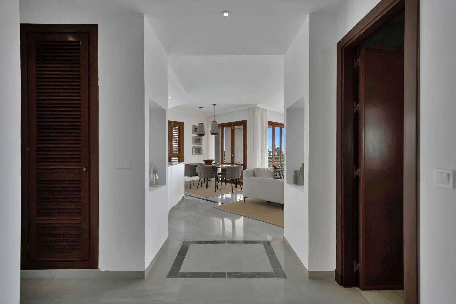 Apartament na sprzedaż w Nueva Andalucia, Marbella