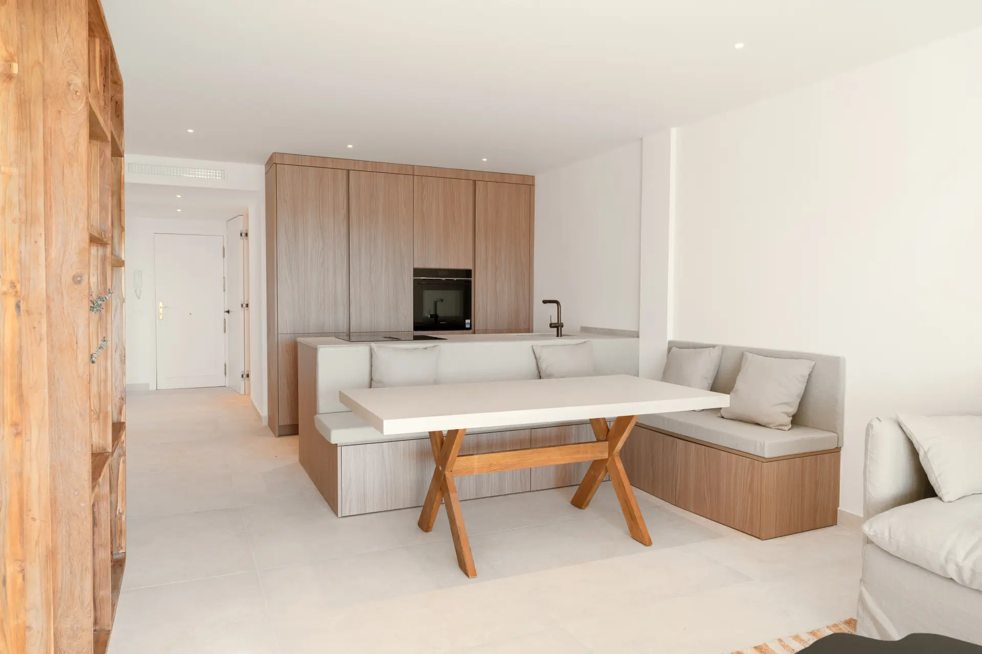 Apartament na sprzedaż w Palacetes Los Belvederes, Nueva Andalucia