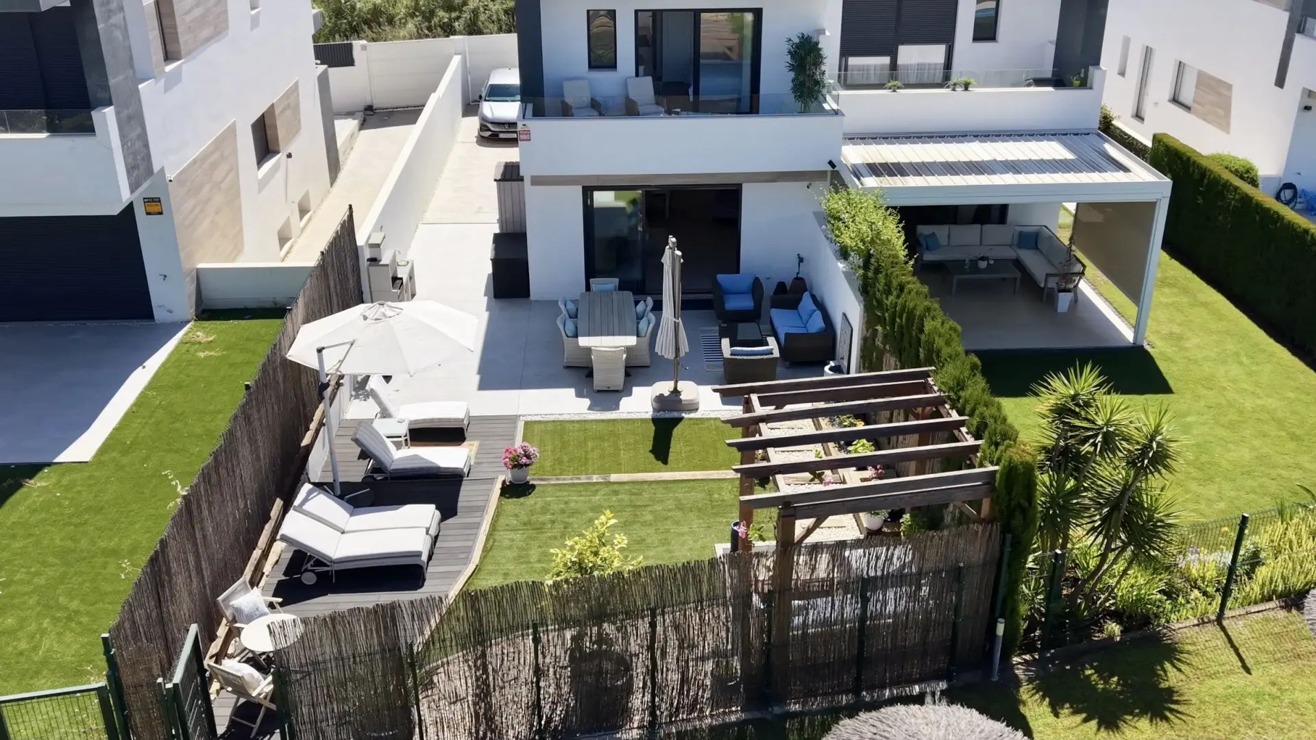 Blizniaki na sprzedaż w Oasis22, Estepona Wschodnia