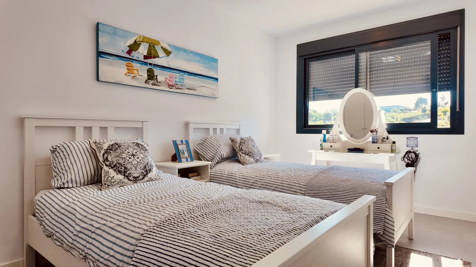 Blizniaki na sprzedaż w Oasis22, Estepona Wschodnia