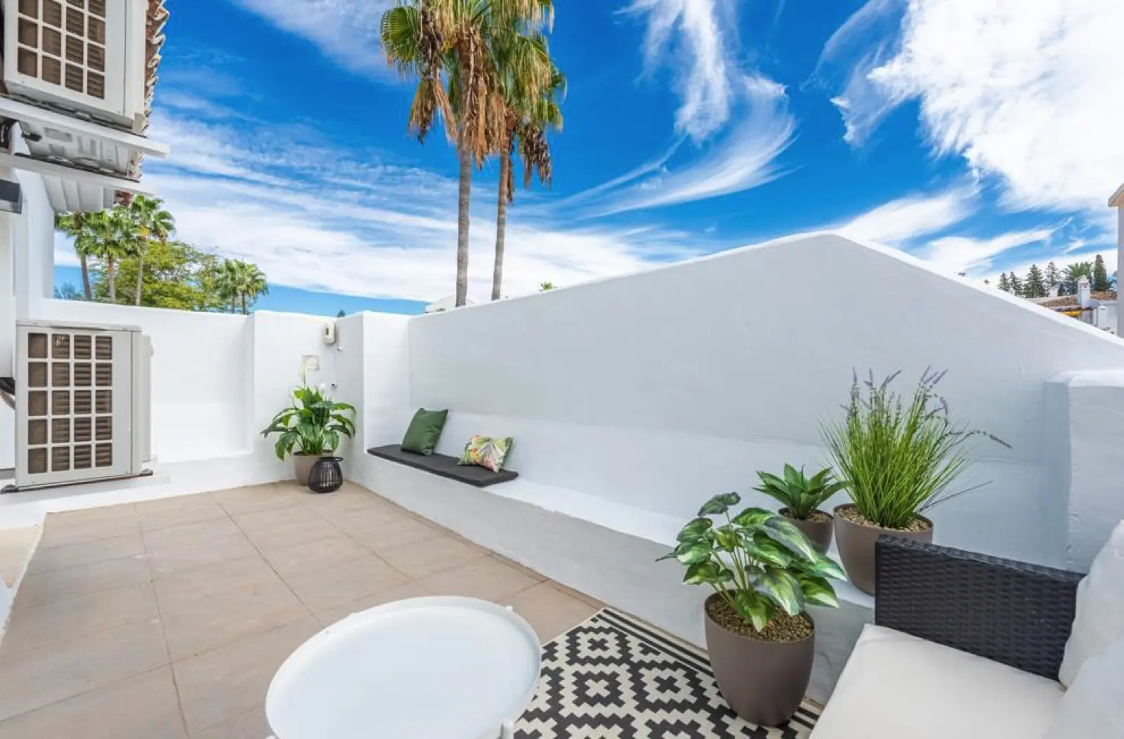 Duplex Penthouse na sprzedaż w Nueva Andalucia, Marbella