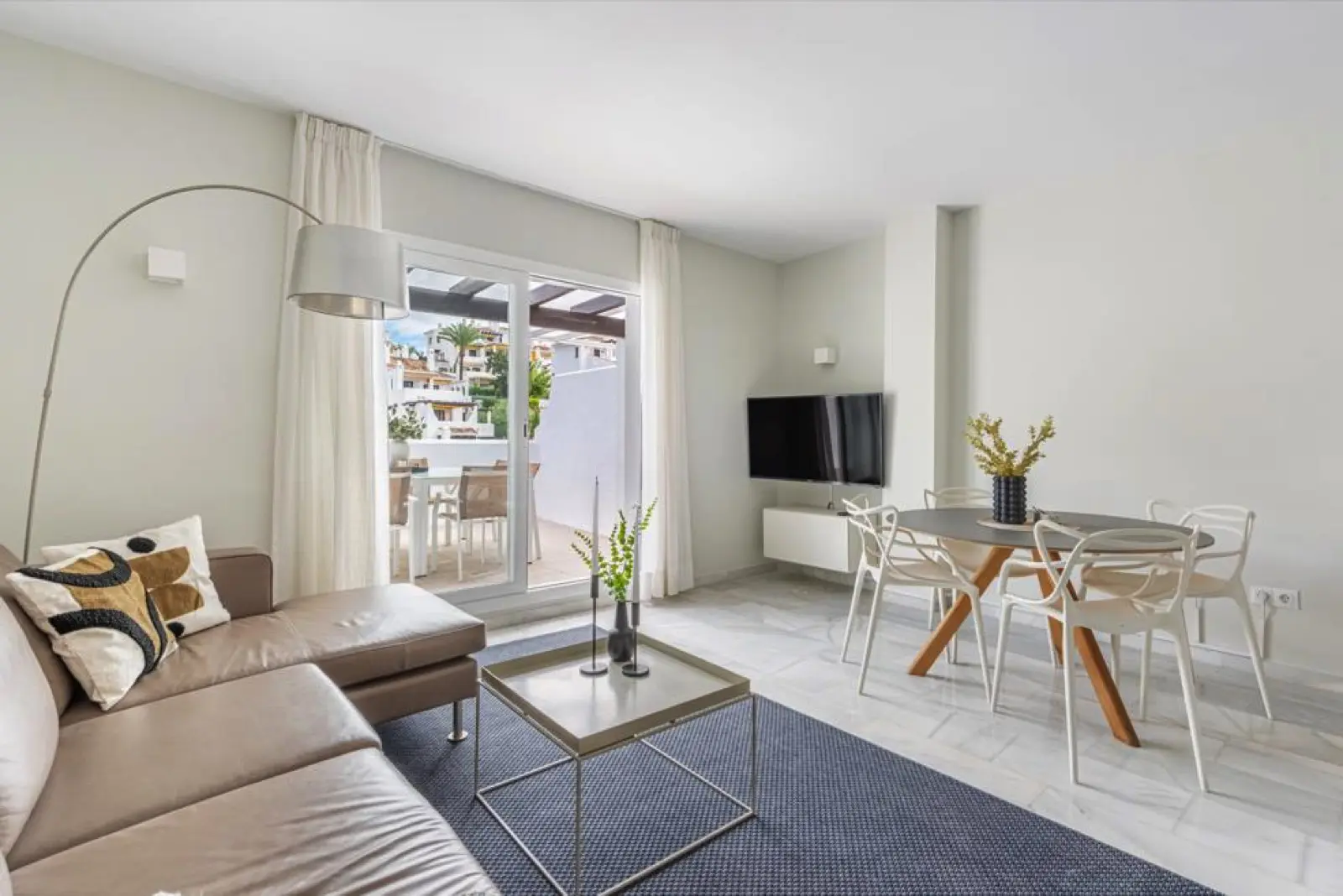 Duplex Penthouse na sprzedaż w Nueva Andalucia, Marbella