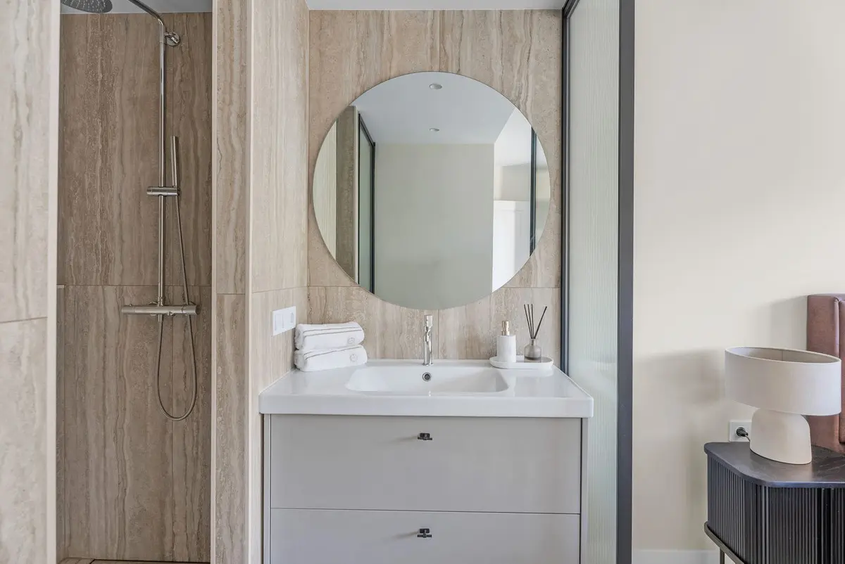 Apartament na parterze na sprzedaż w Los Almendros, Benahavis