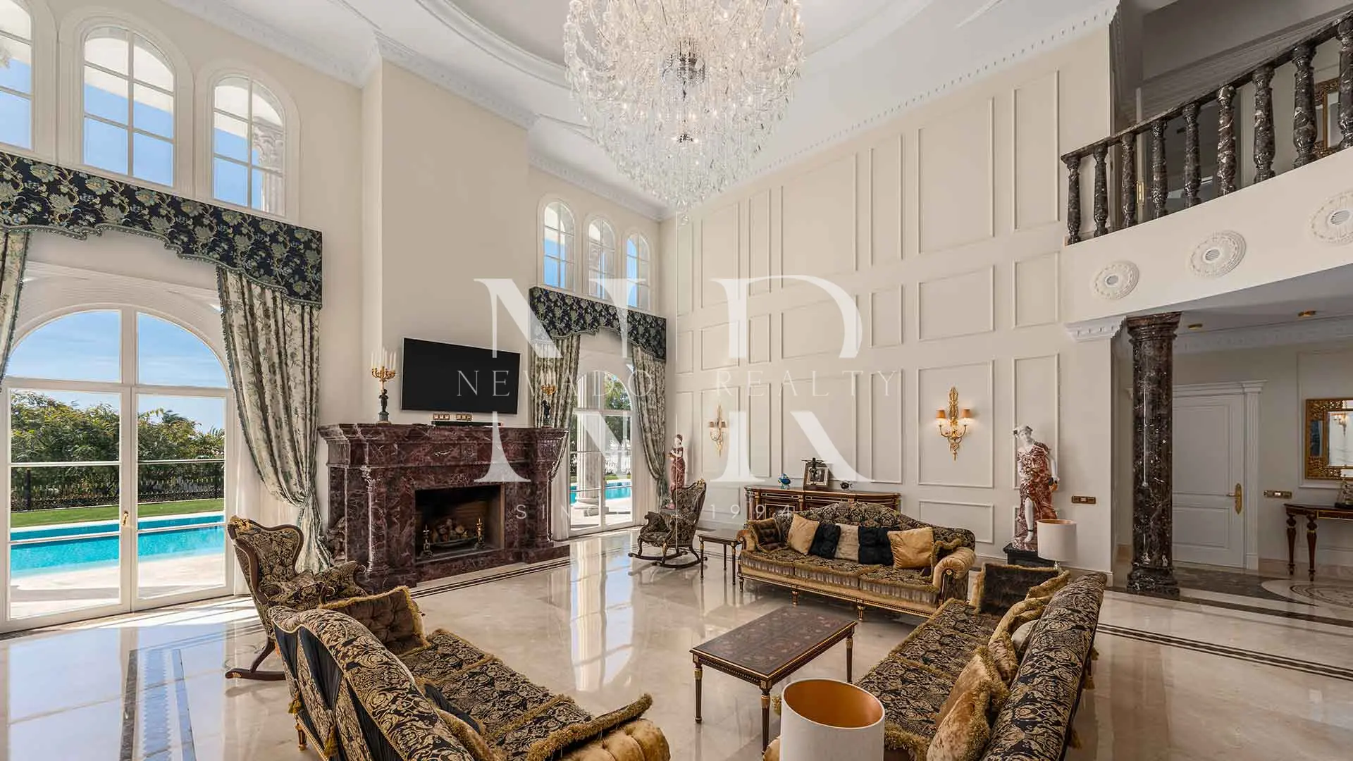 Neoclassical villa with sea views for sale in Sierra Blanca