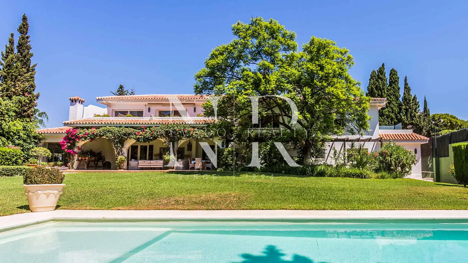 Villa très privée à vendre à Calahonda Mijas Costa