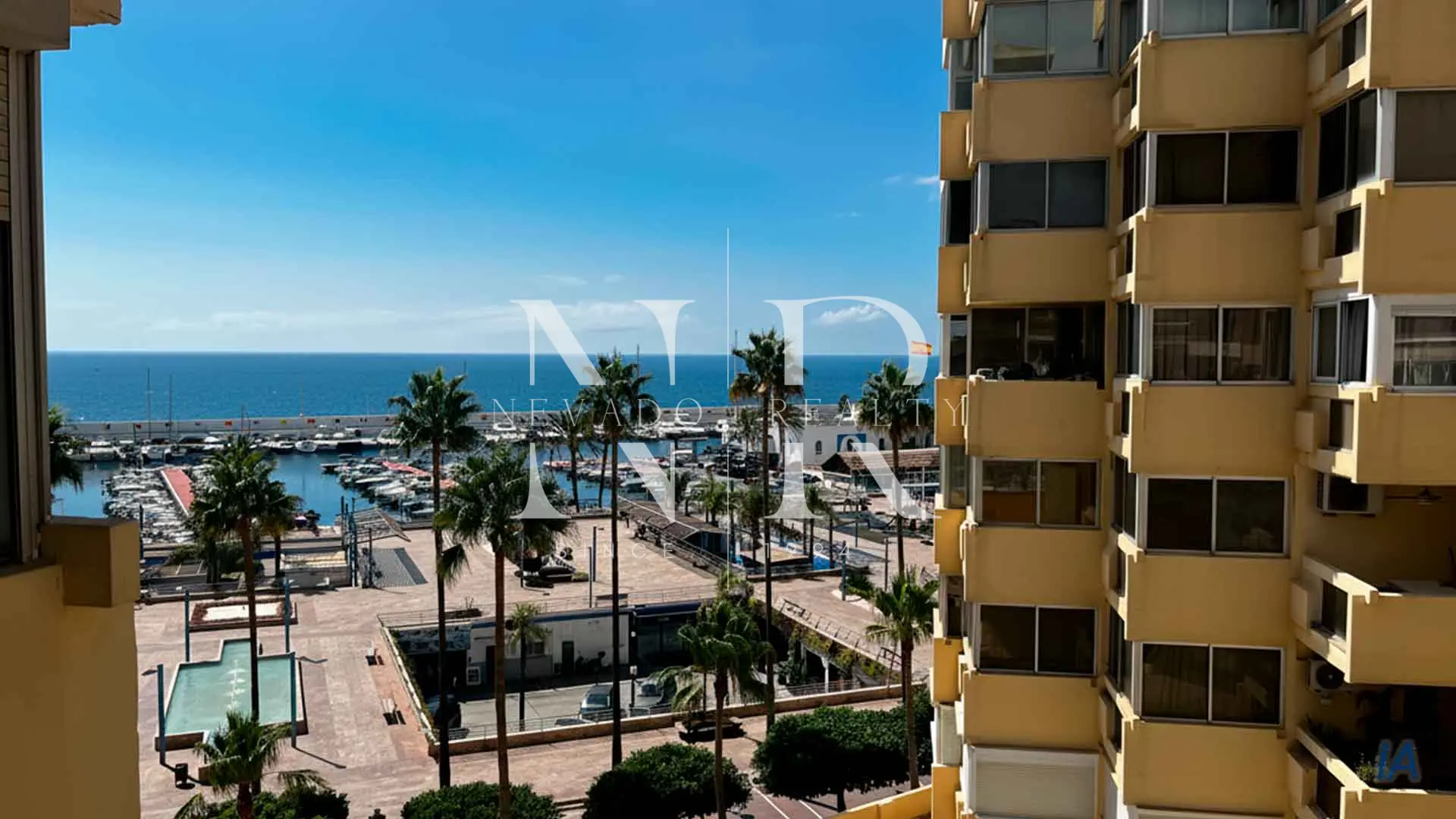 Apartment in Puerto Deportivo with sea views for sale