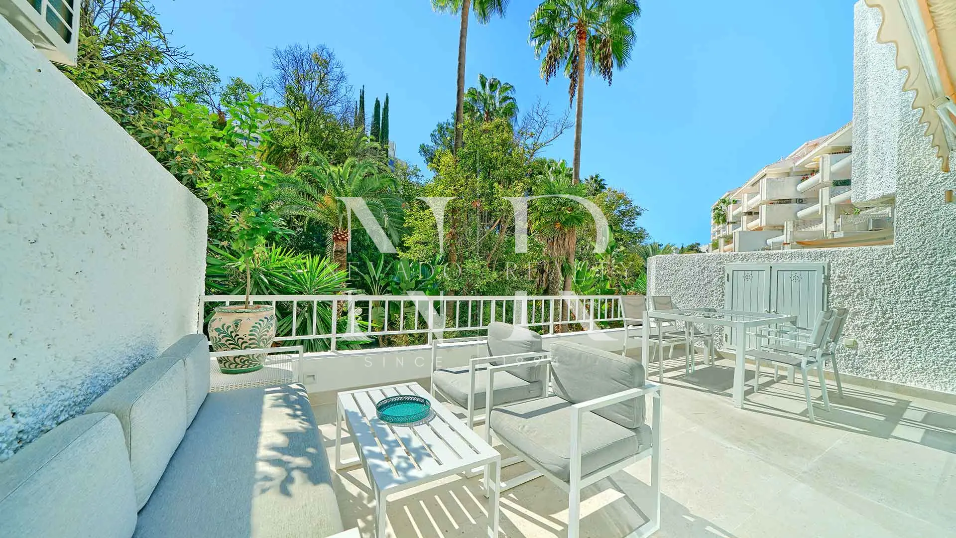 Apartment on the Golden Mile, fully renovated, second line from the beach, available for short-term rental