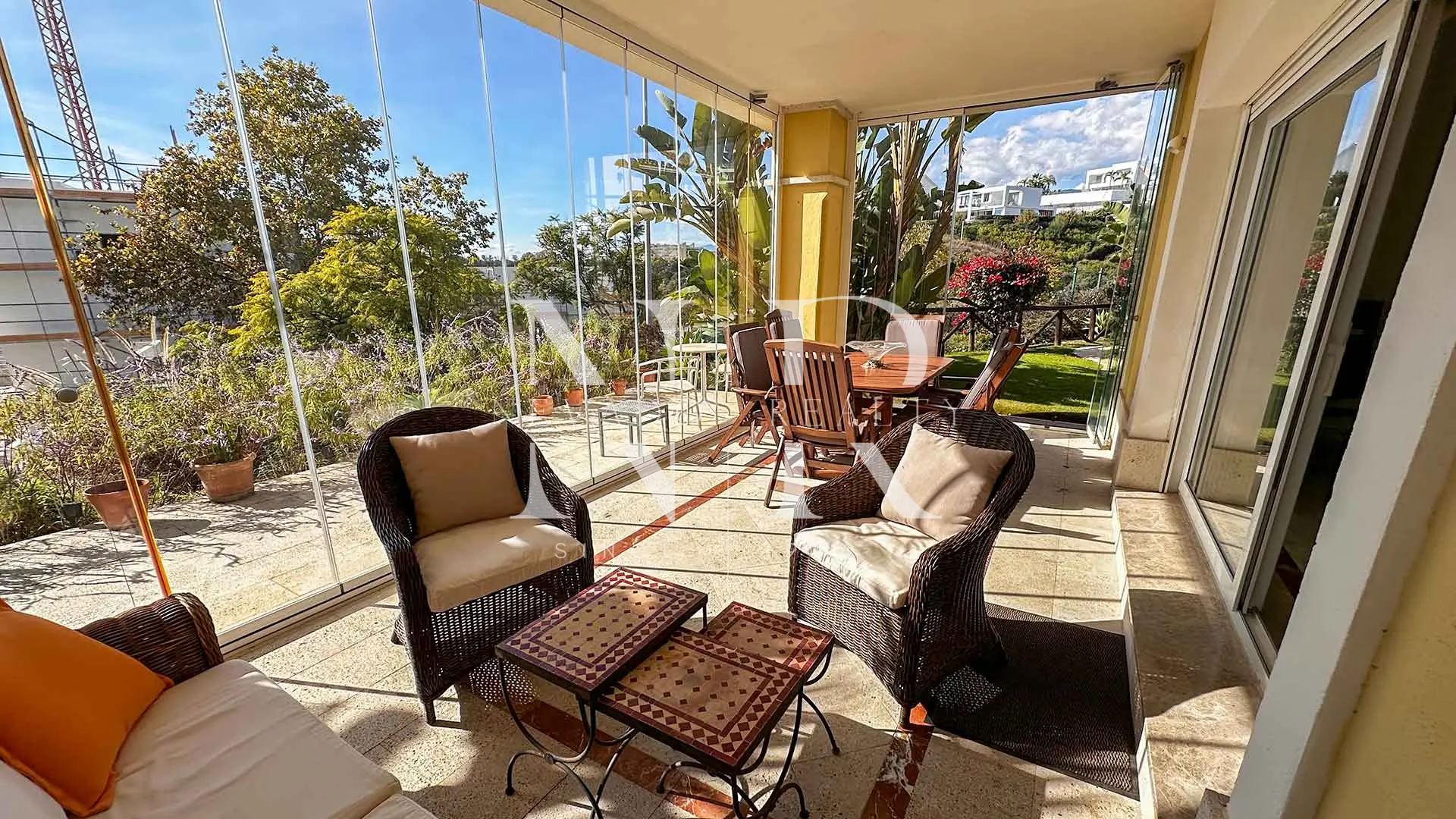 Semi-detached villa in the Santa Clara residential area available for rent long term.