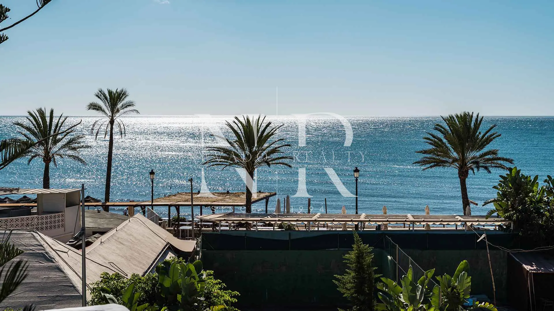 Ático en Urbanización Castiglione con vistas panorámicas al mar en venta