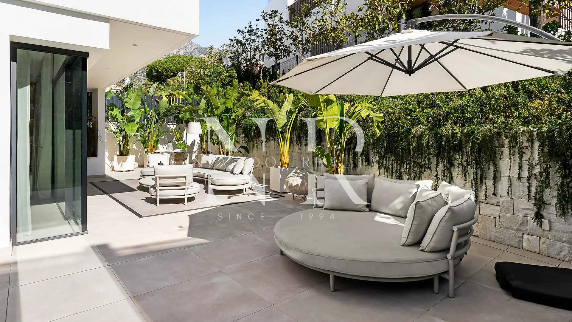 Sea View Villa for Sale in Sierra Blanca, Marbella