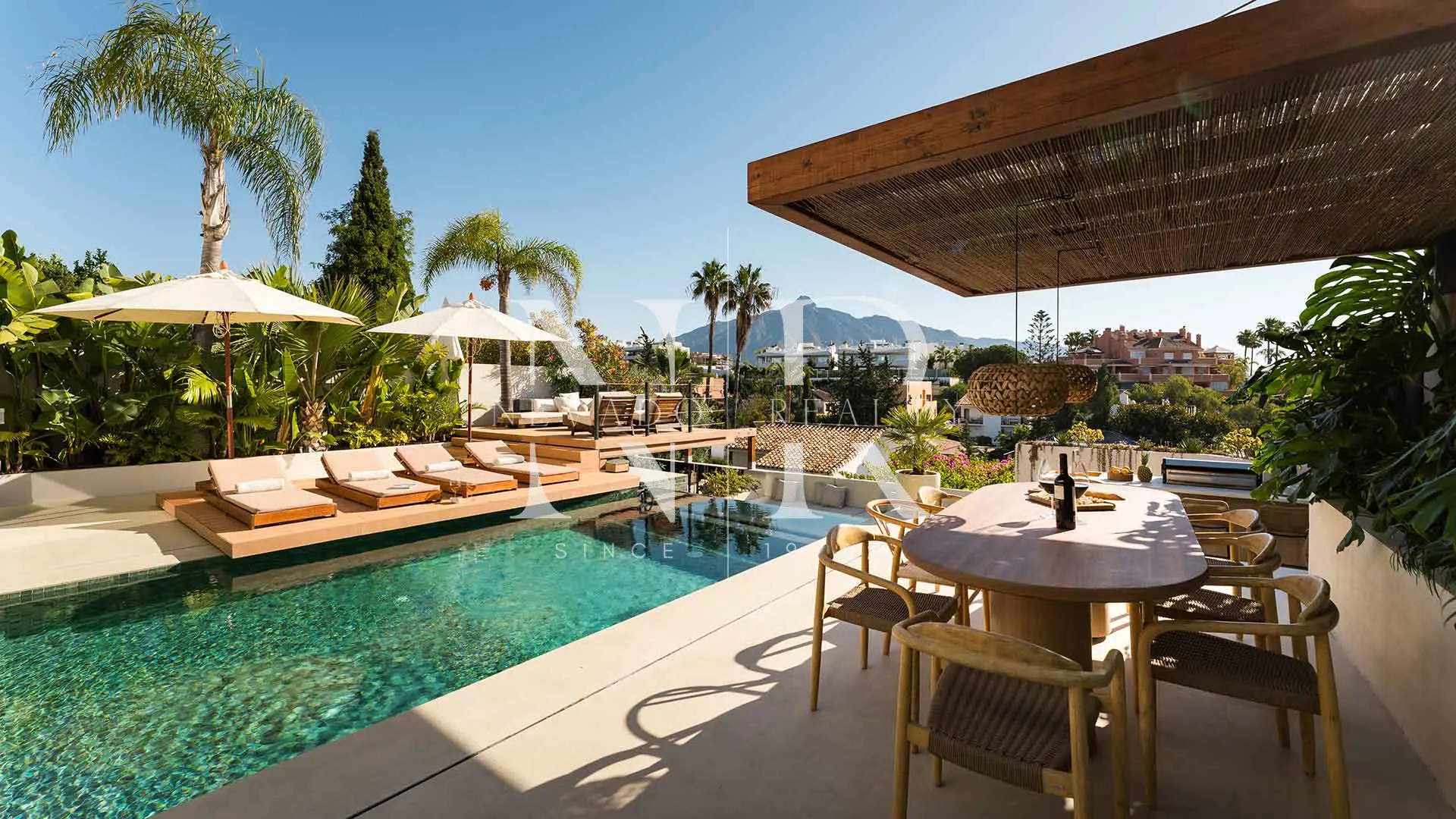 Villa avec vues panoramiques à Nueva Andalucía, Marbella, à vendre