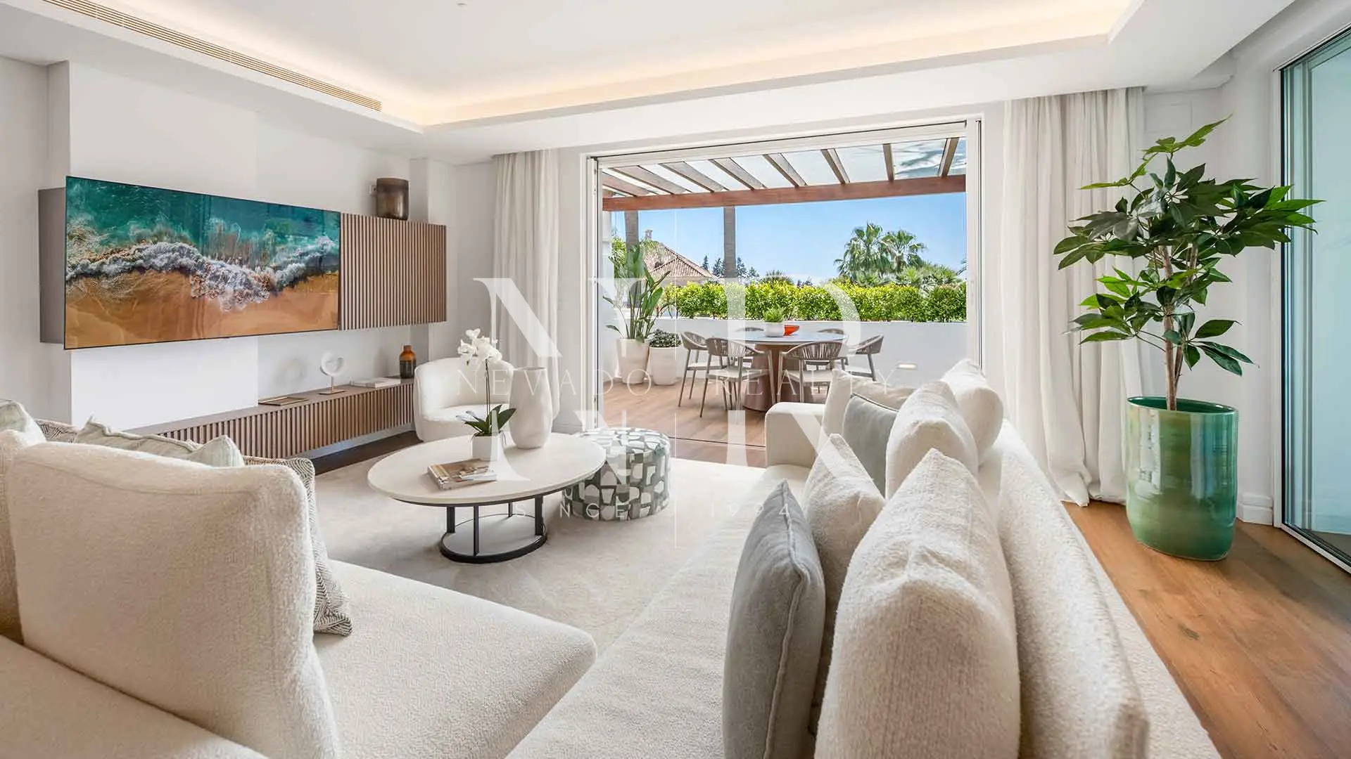Apartment for Sale in Monte Paraíso, Marbella